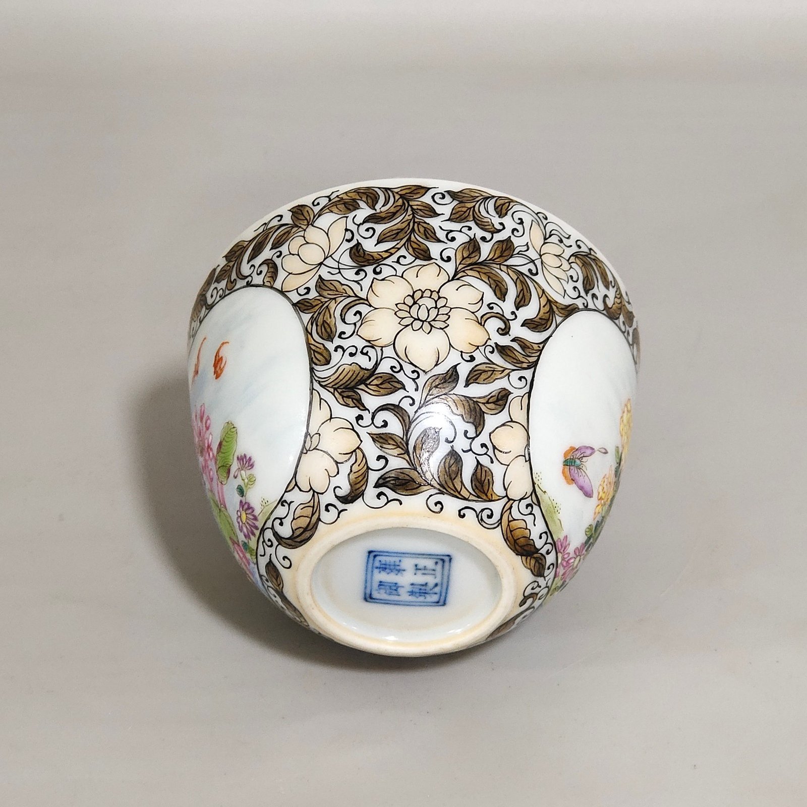 Qing Dynasty Yongzheng imperial ink color window flower cup