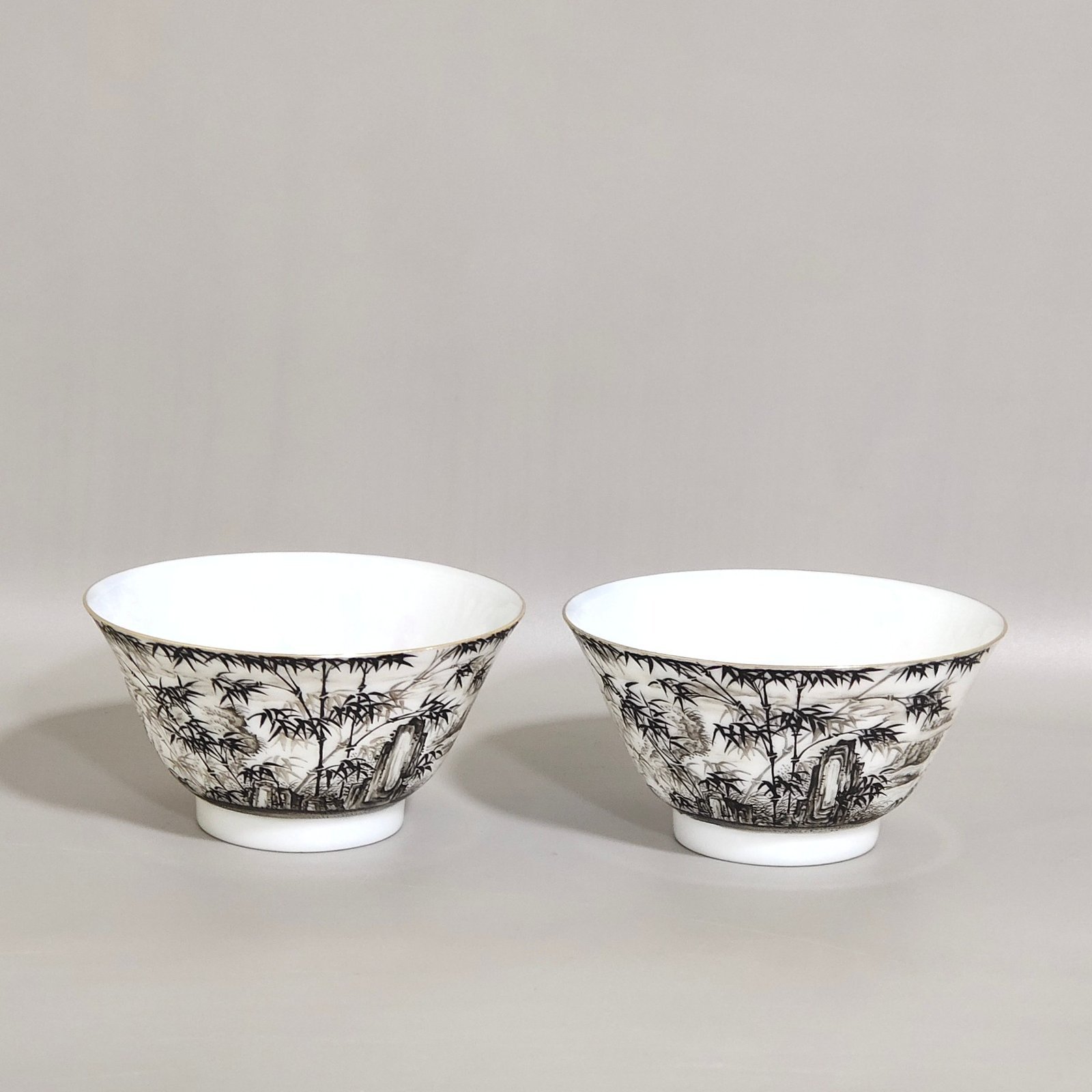 Qing Dynasty Yongzheng’s imperial ink and color bamboo cup with a dark inside to announce safety