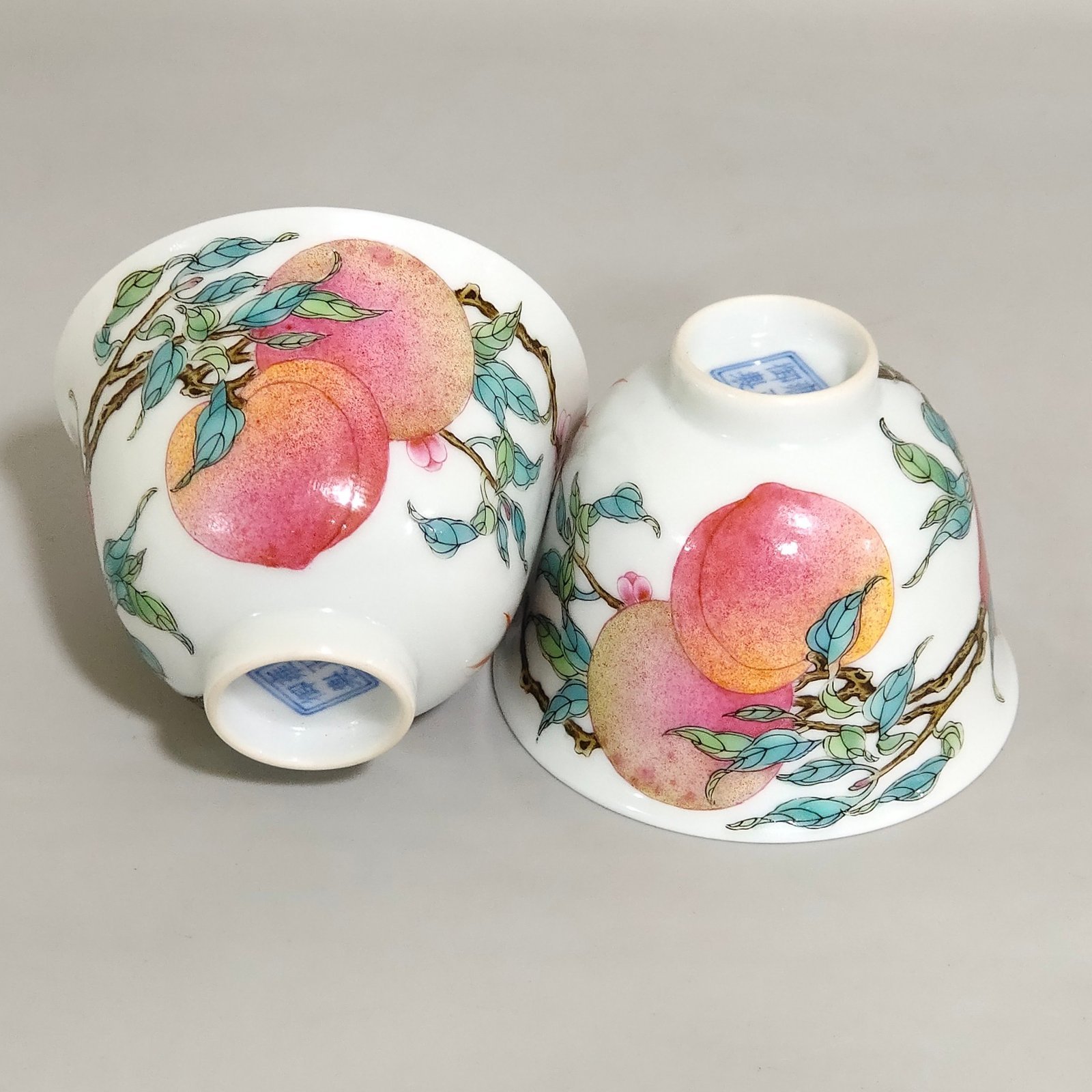 Qing Dynasty Yongzheng Famille Rose Porcelain Peach cup