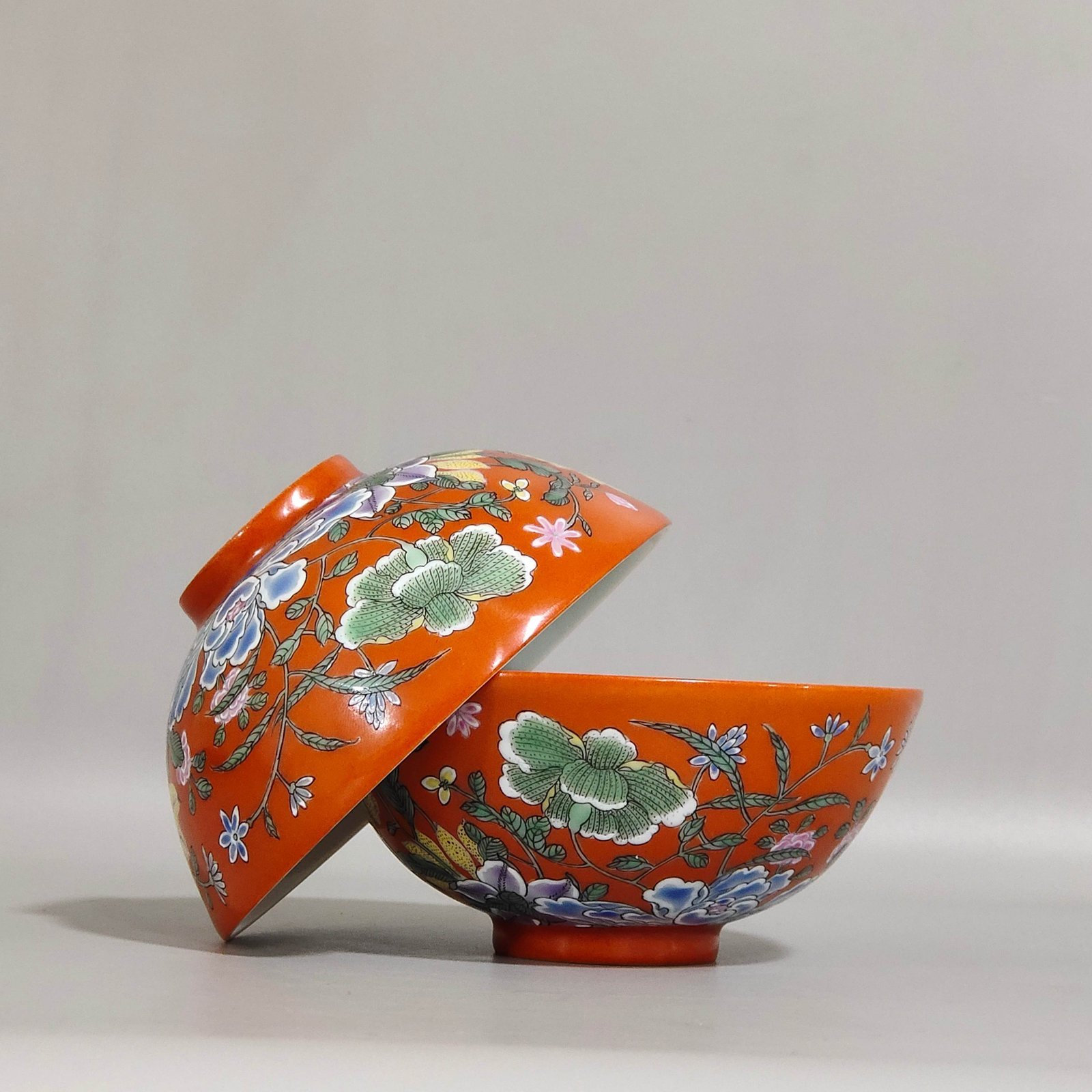 Qing Dynasty Yongzheng A foreign coloured coral red nine autumn celebration cup