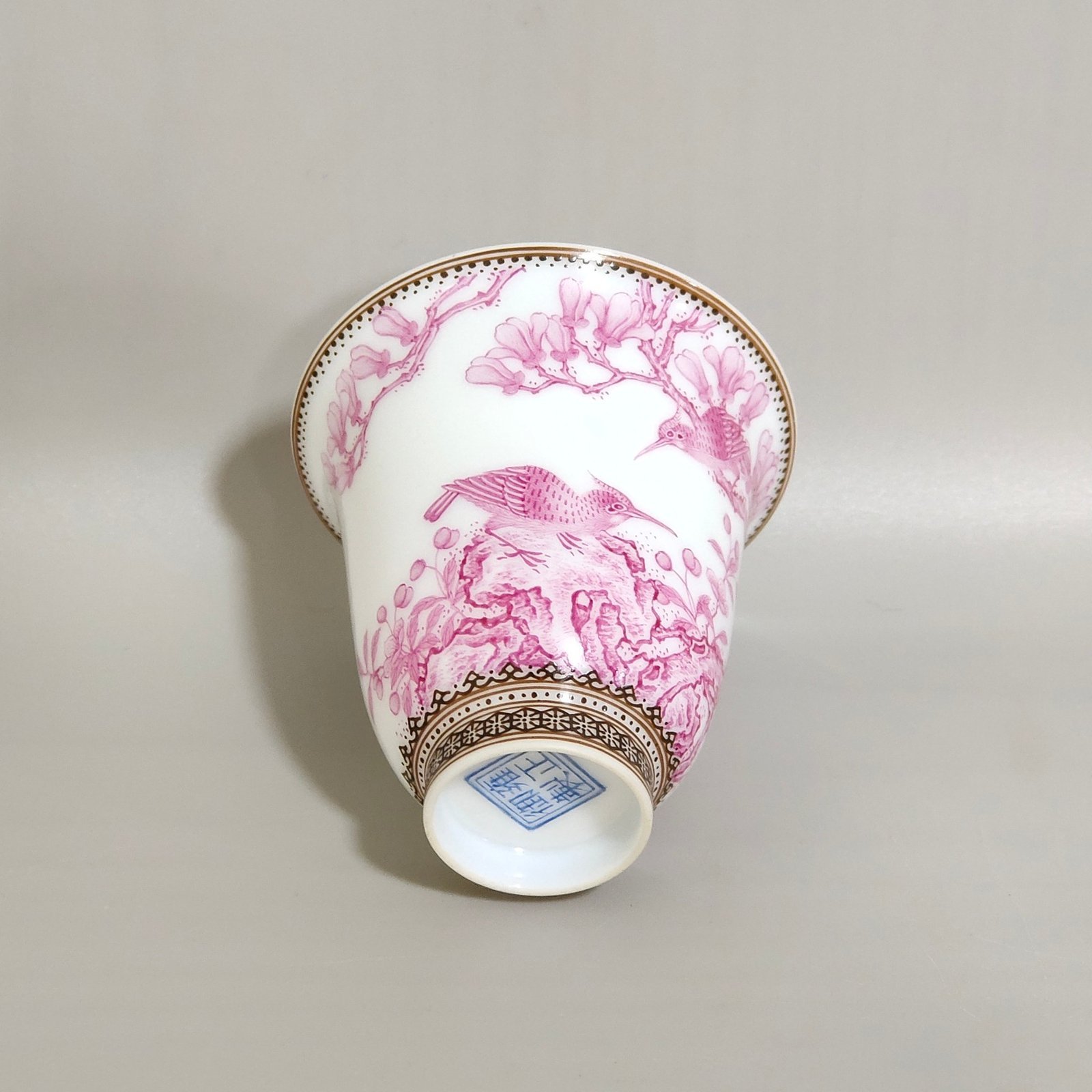 Qing Dynasty Yongzheng agate and red thin cup with poems about flowers and birds