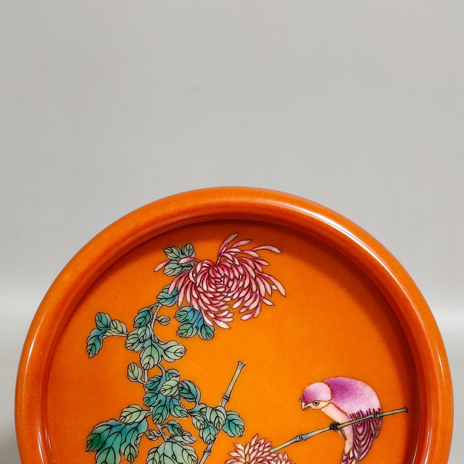 Qing Dynasty Yongzheng Coral red flower and bird wash