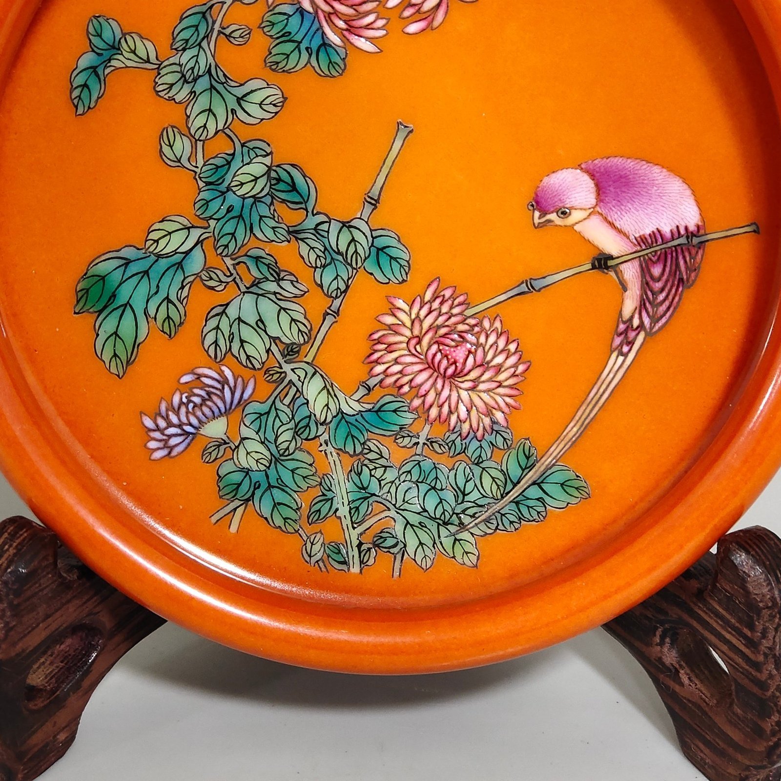 Qing Dynasty Yongzheng Coral red flower and bird wash