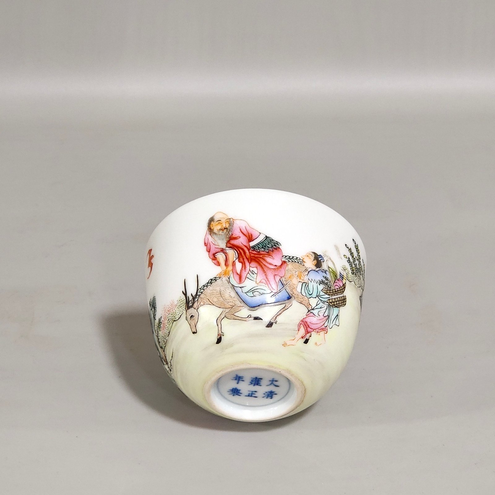 Qing Dynasty Yongzheng Royal Deer Immortal Cup