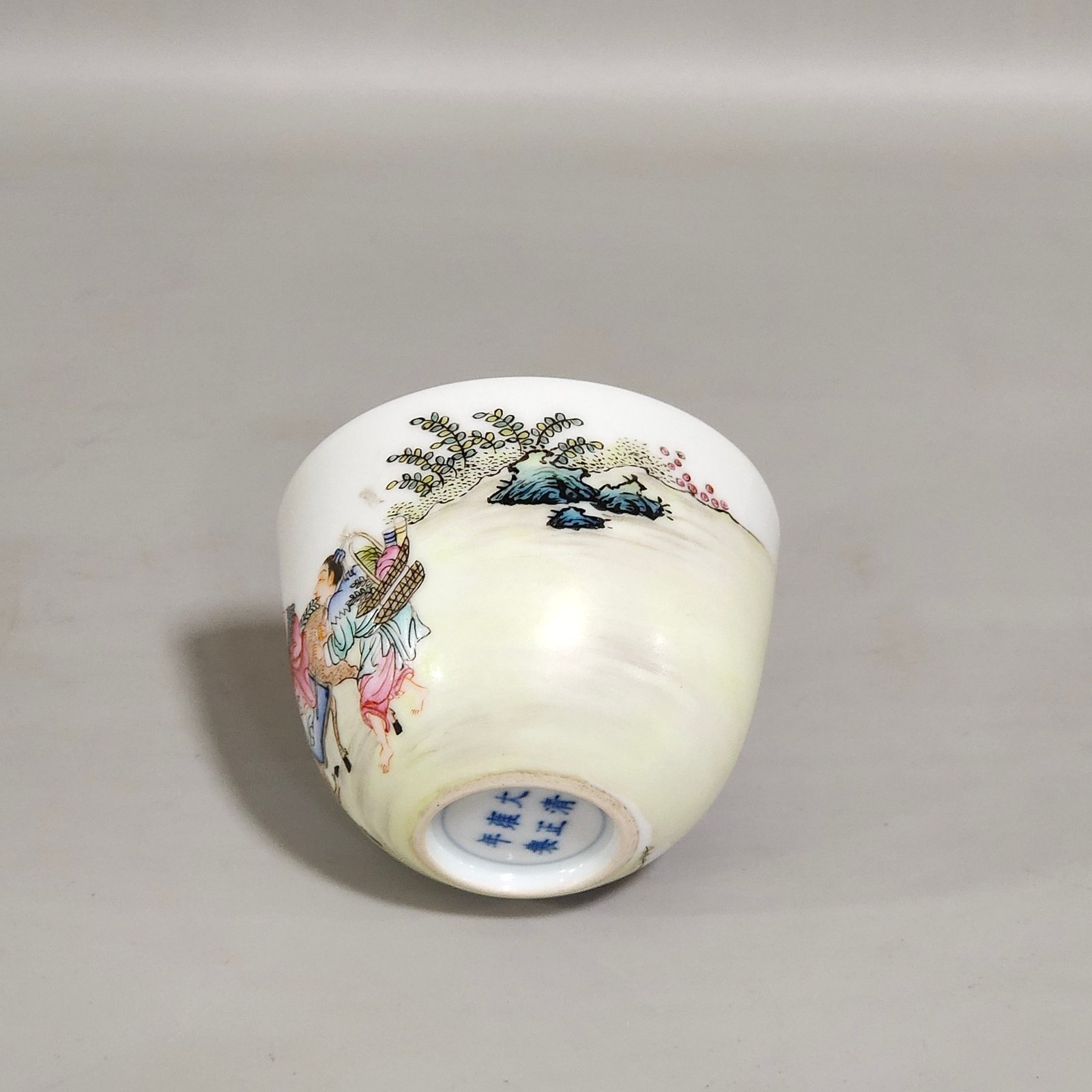 Qing Dynasty Yongzheng Royal Deer Immortal Cup