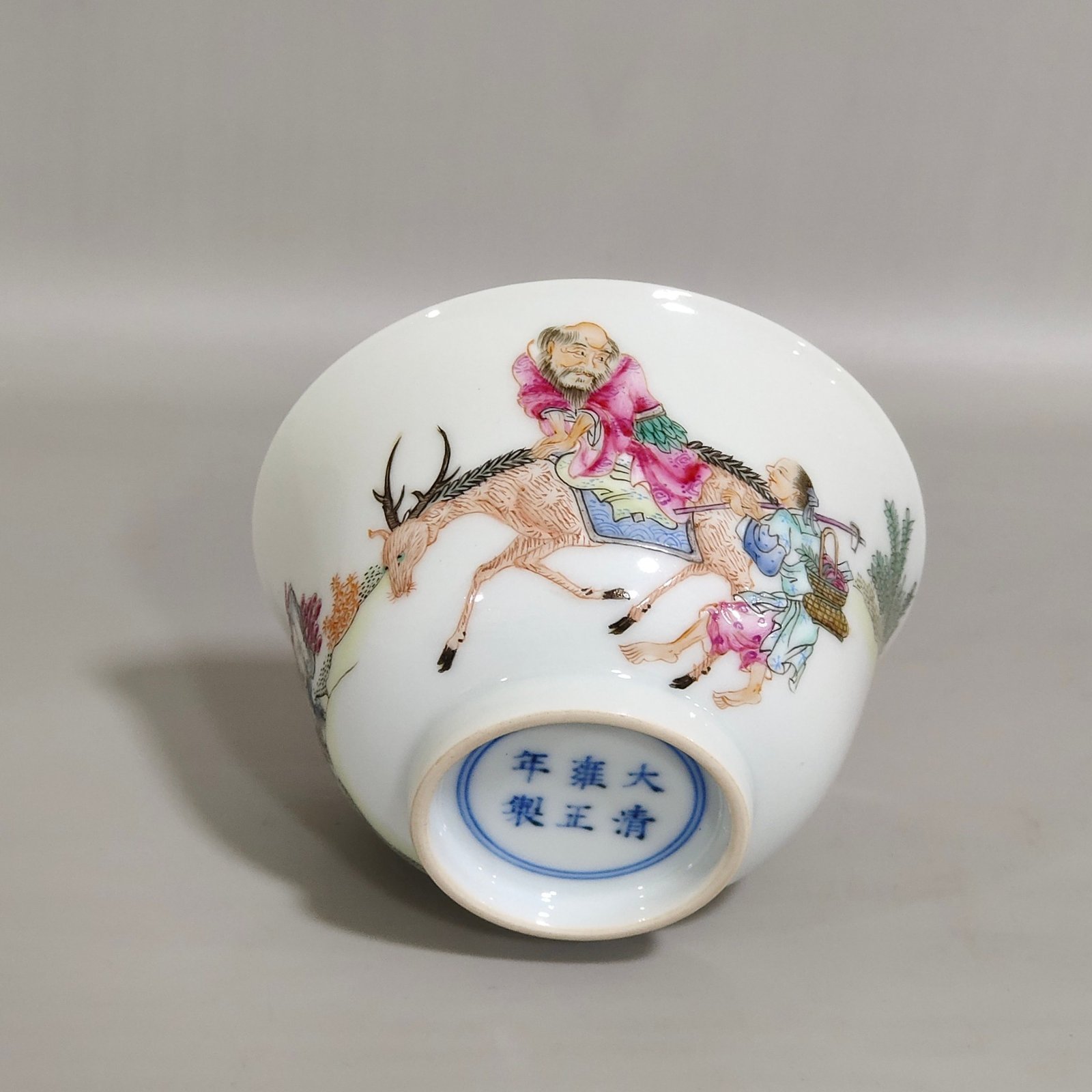 Qing Dynasty Yongzheng Royal Deer Immortal Cup