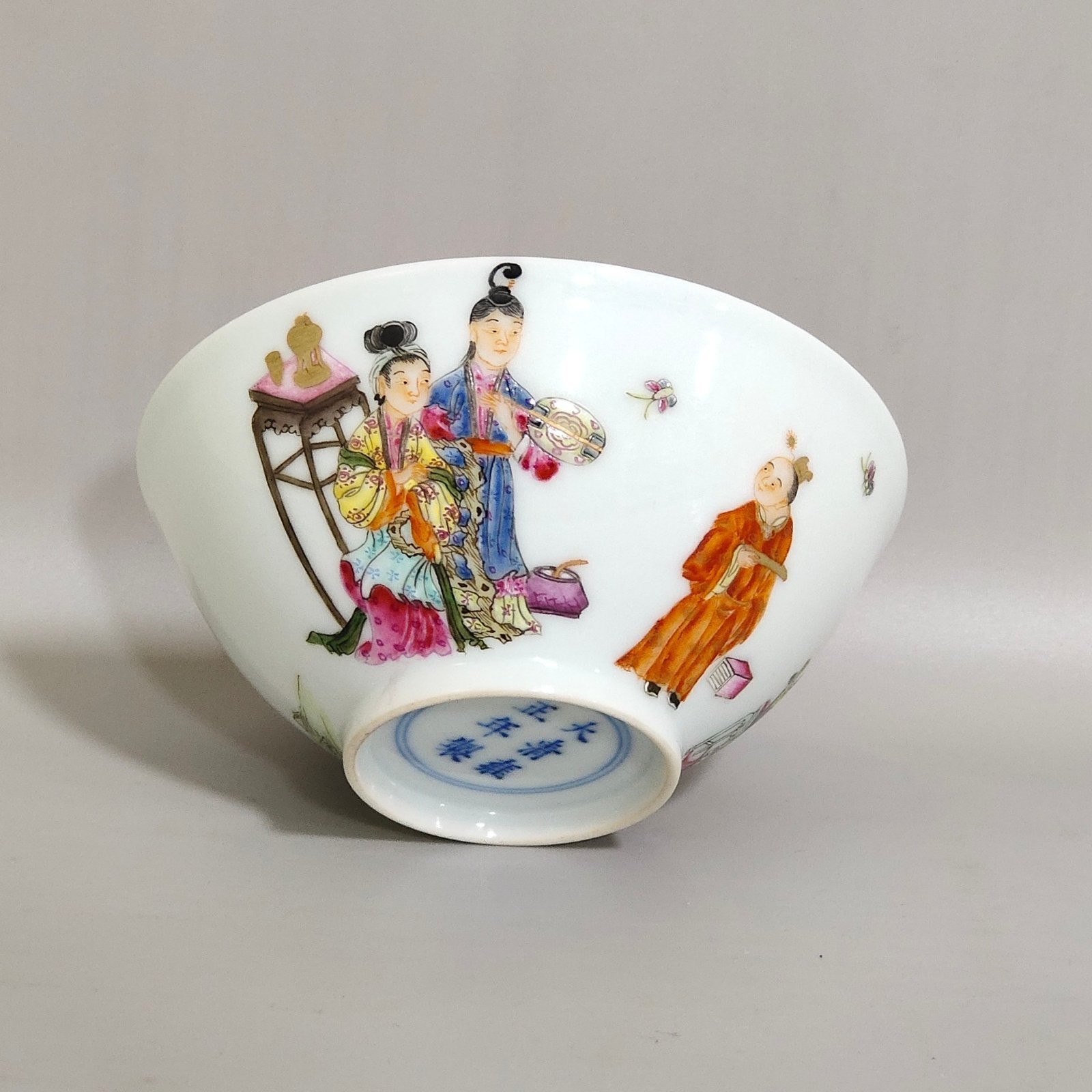 Qing Dynasty Yongzheng Famille Rose Porcelain Cup