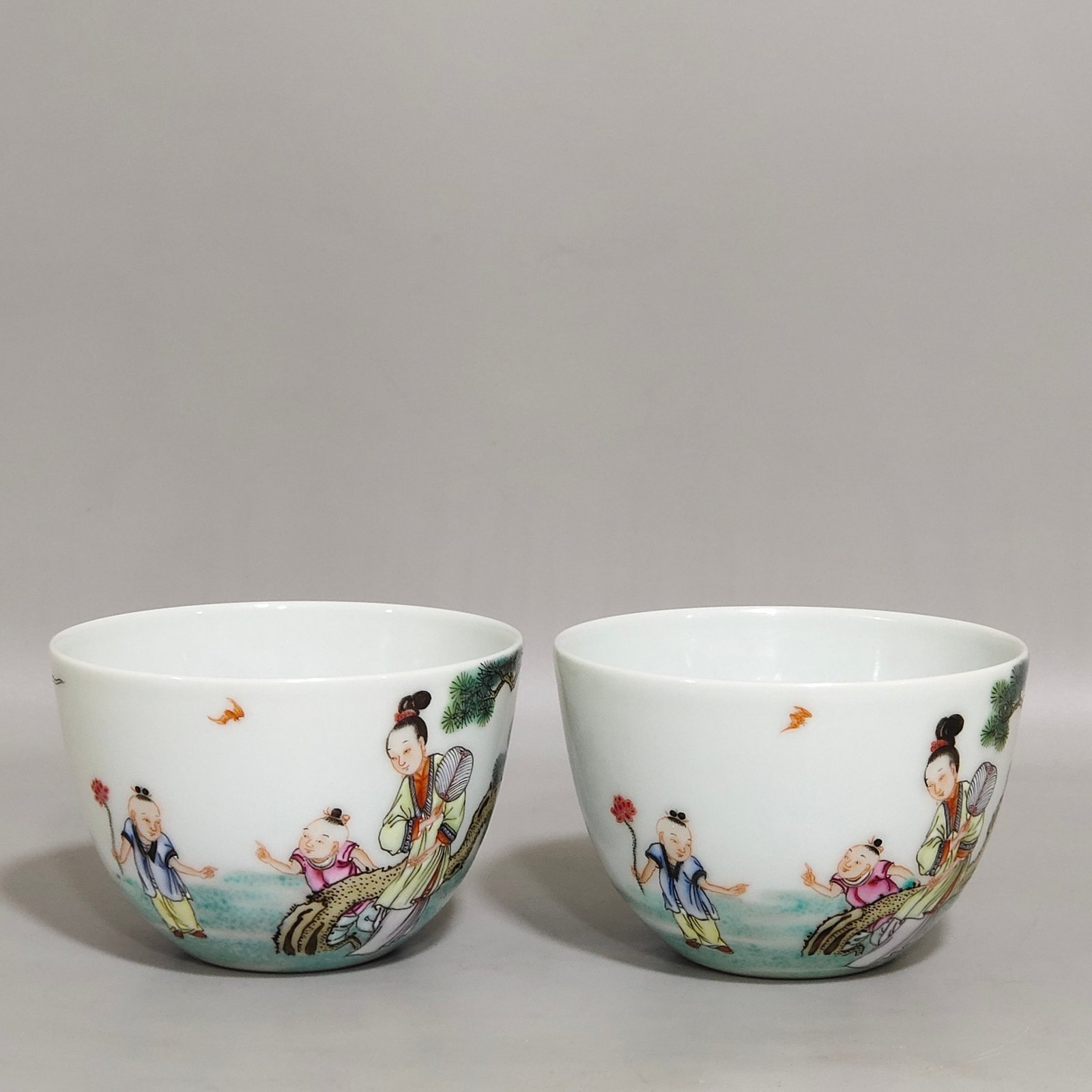 Qing Dynasty Yongzheng Famille Rose Porcelain Cup