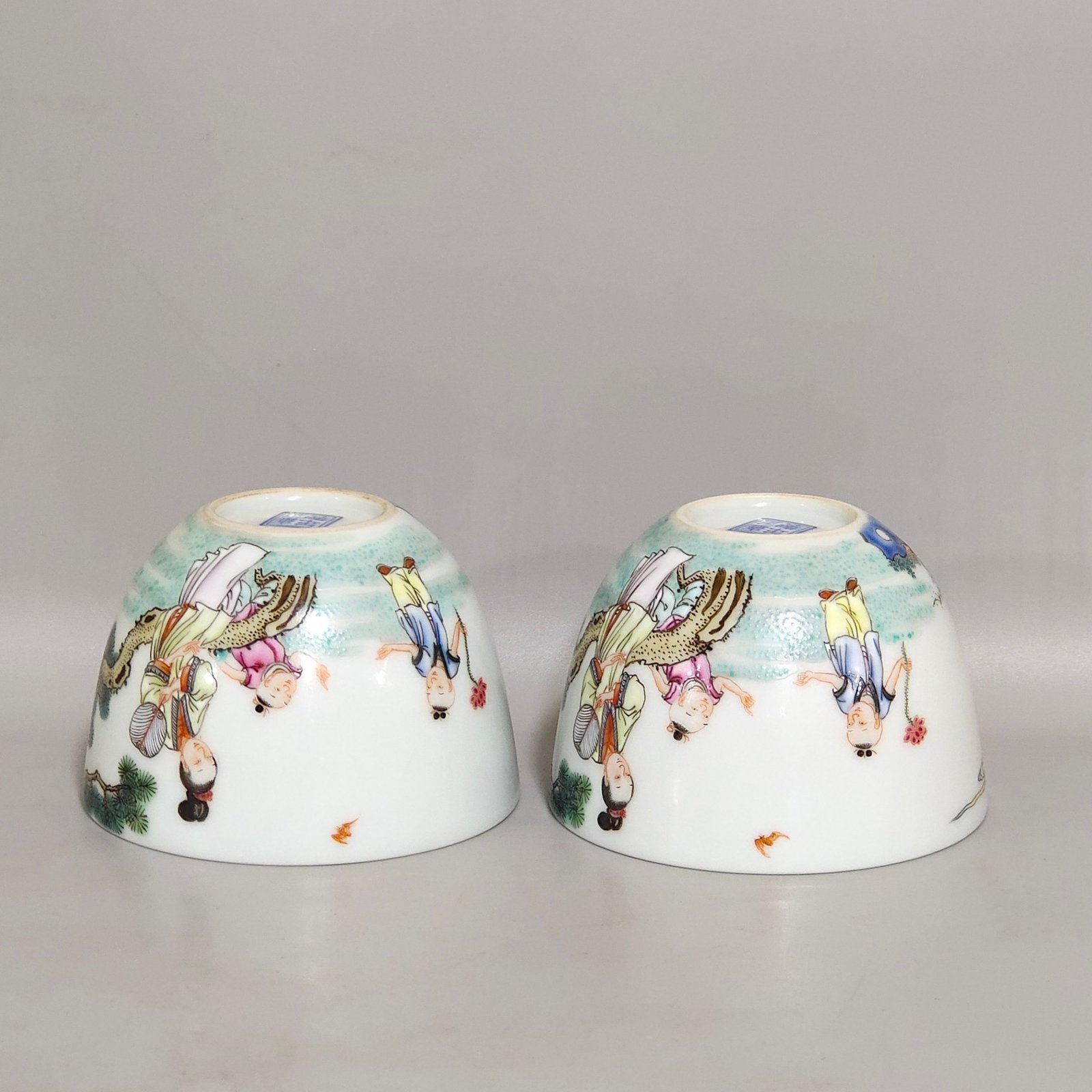 Qing Dynasty Yongzheng Famille Rose Porcelain Cup