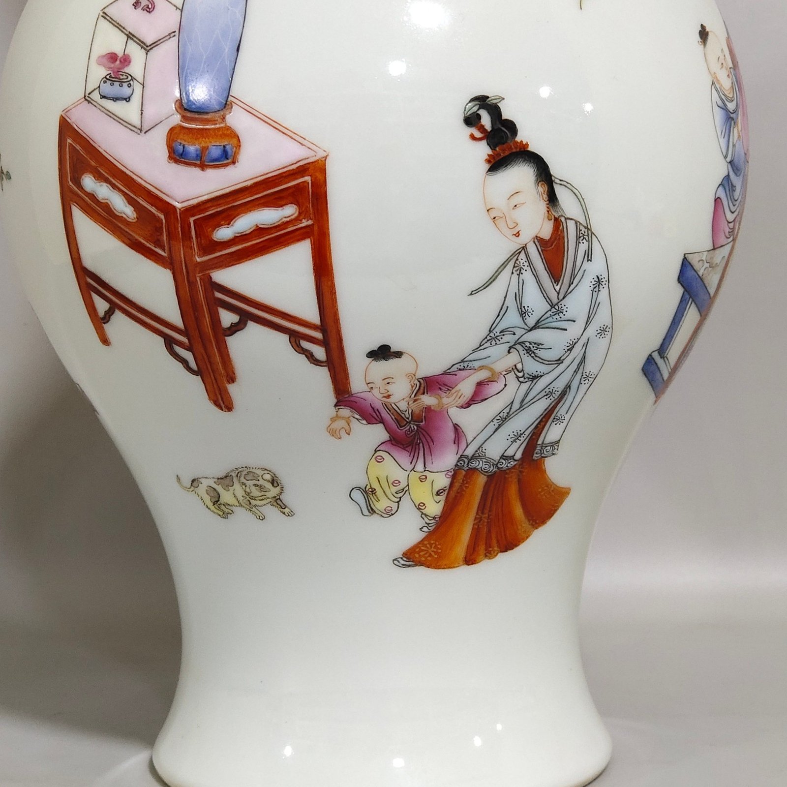 Qing Dynasty Yongzheng Famille Rose Porcelain vase