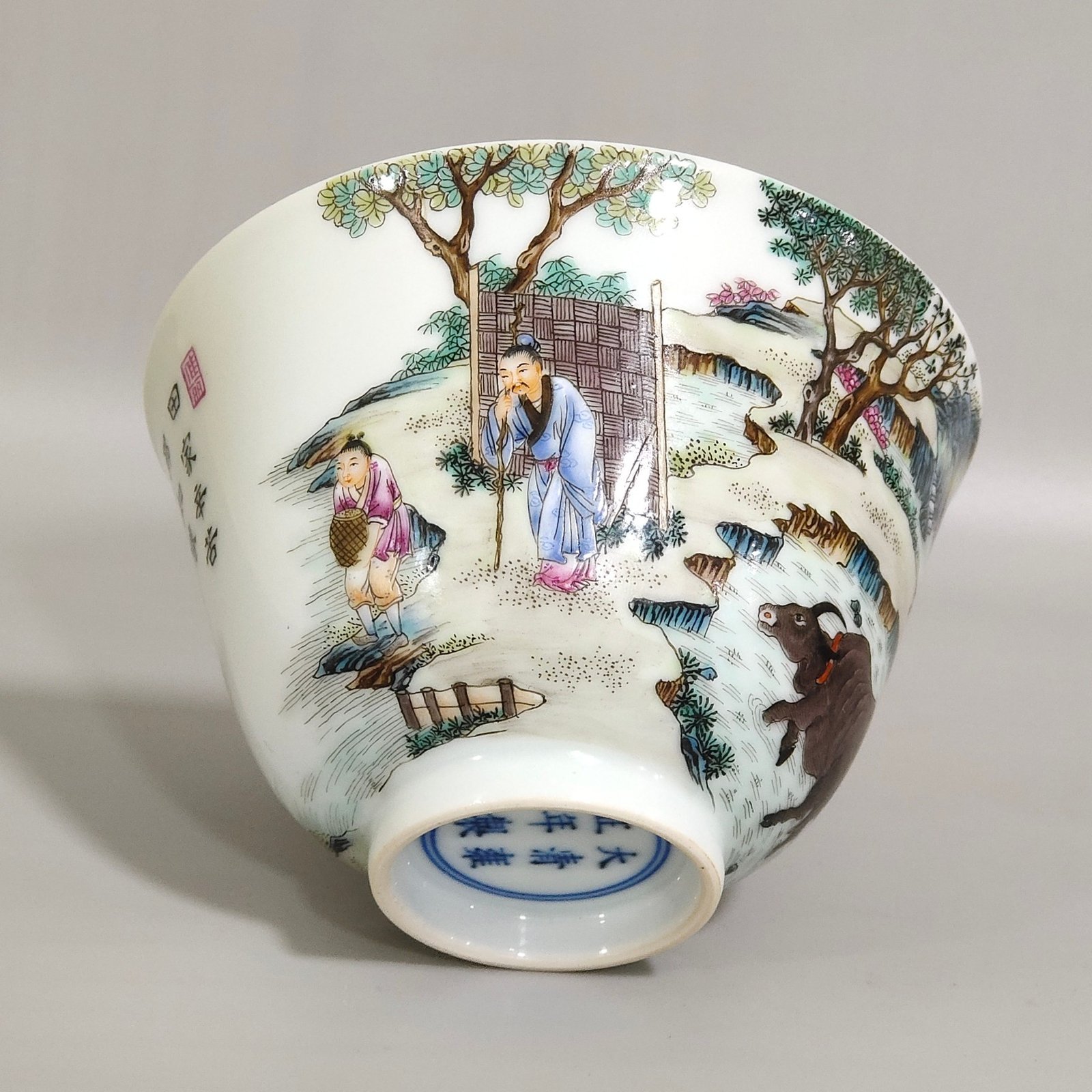 Qing Dynasty Yongzheng Spring River Plumbing Duck Prophet’s Poetry Cup