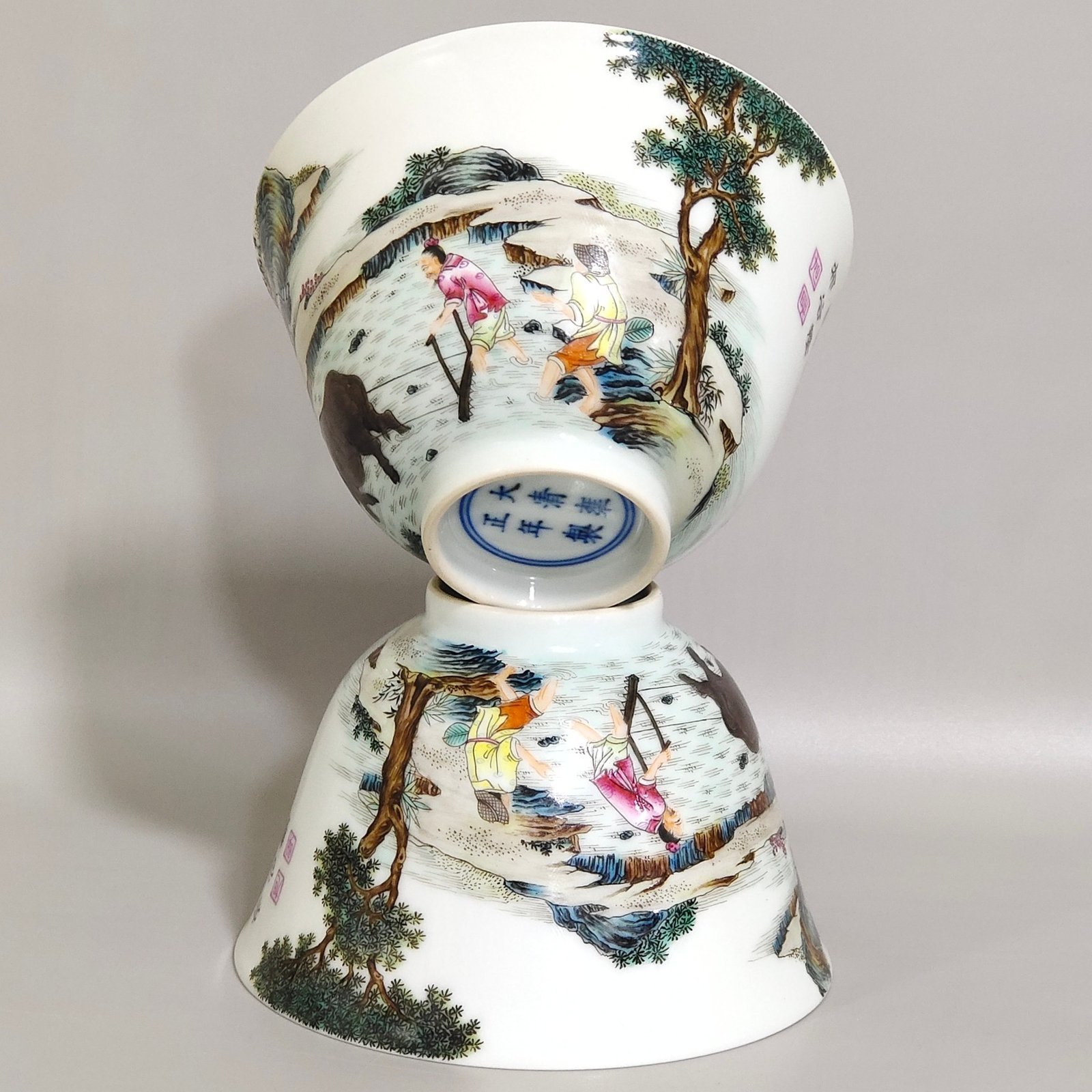 Qing Dynasty Yongzheng Spring River Plumbing Duck Prophet’s Poetry Cup