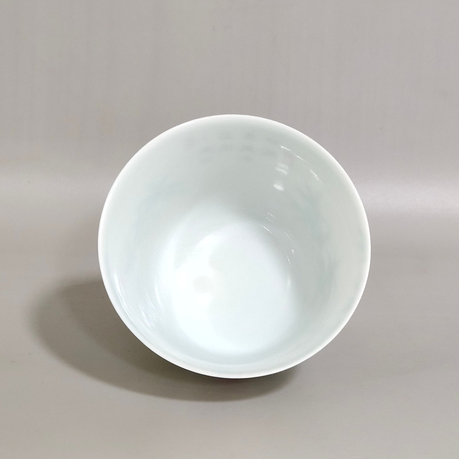 Qing Dynasty Yongzheng period rose flower green bamboo poem thin cup
