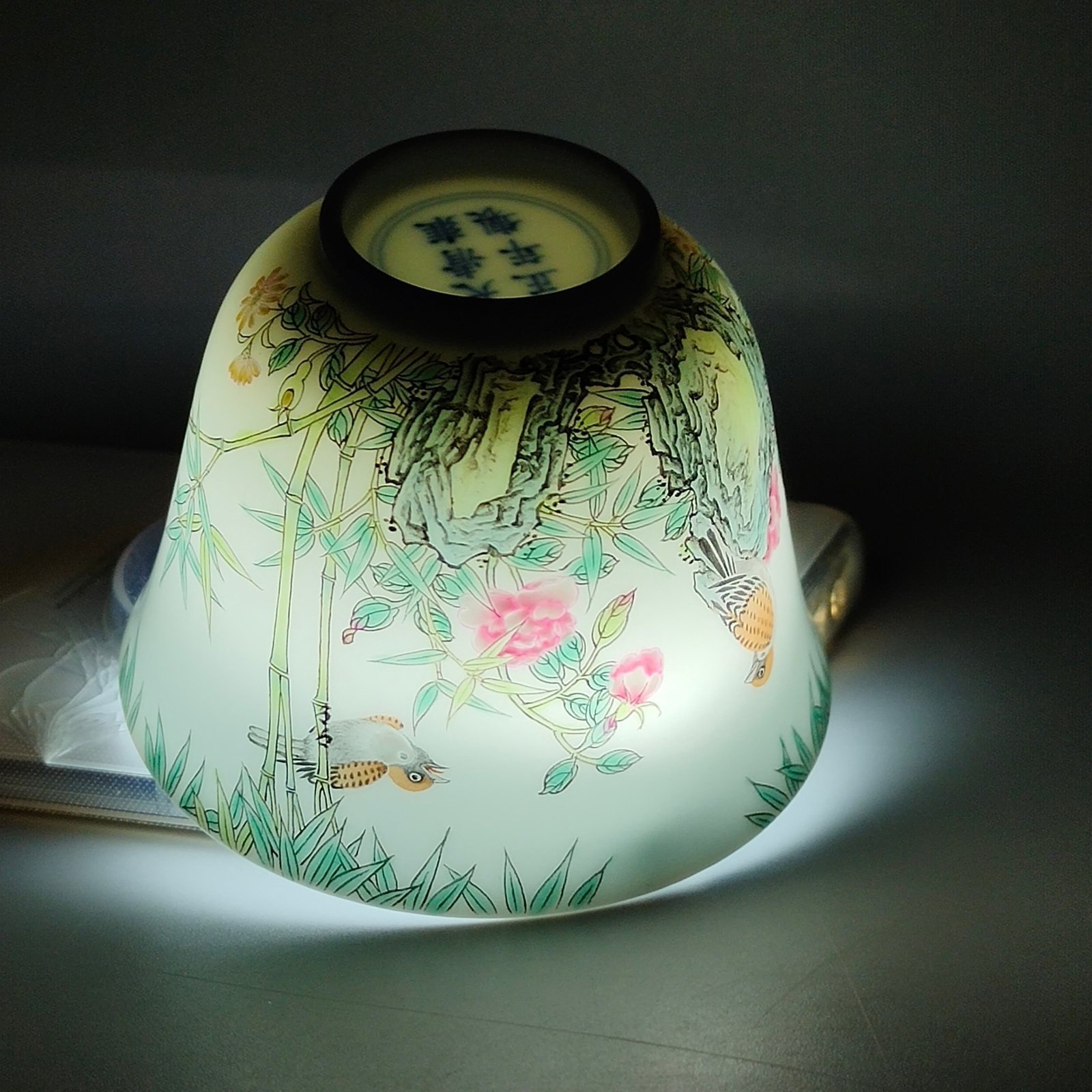 Qing Dynasty Yongzheng period rose flower green bamboo poem thin cup