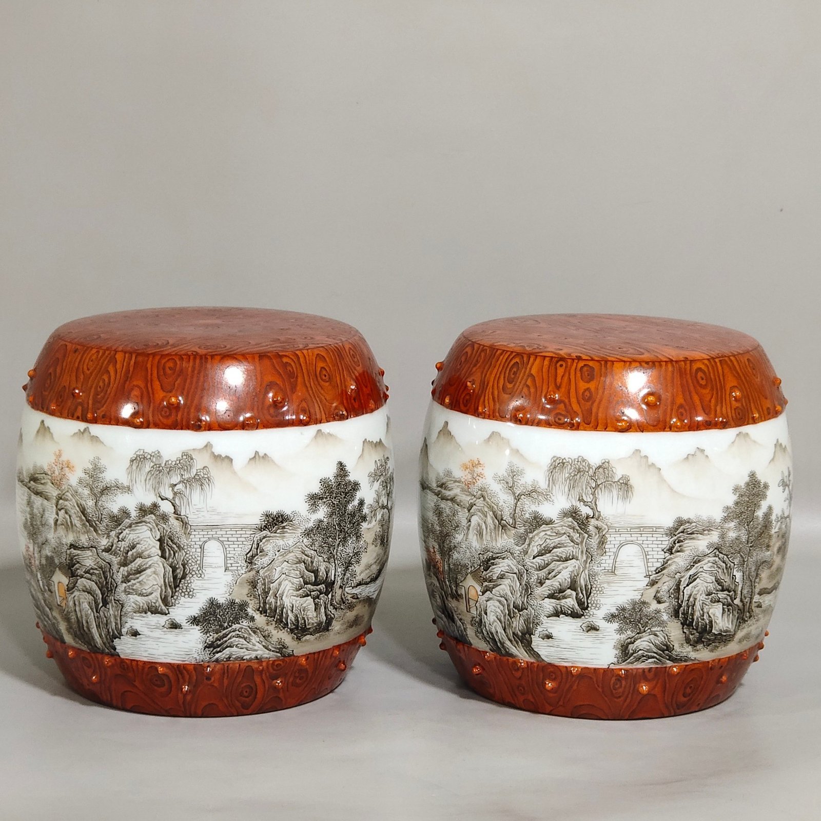 Qing Dynasty Yongzheng wood grain glazed ink color landscape poem porcelain drum