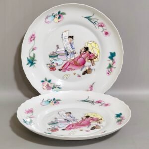 Qing Dynasty Yongzheng Li Bai's drunken lotus mouth dish