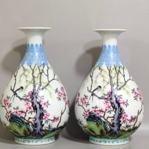 Qing Dynasty Yongzheng Xinglin Chunyan poem jade pot spring vase