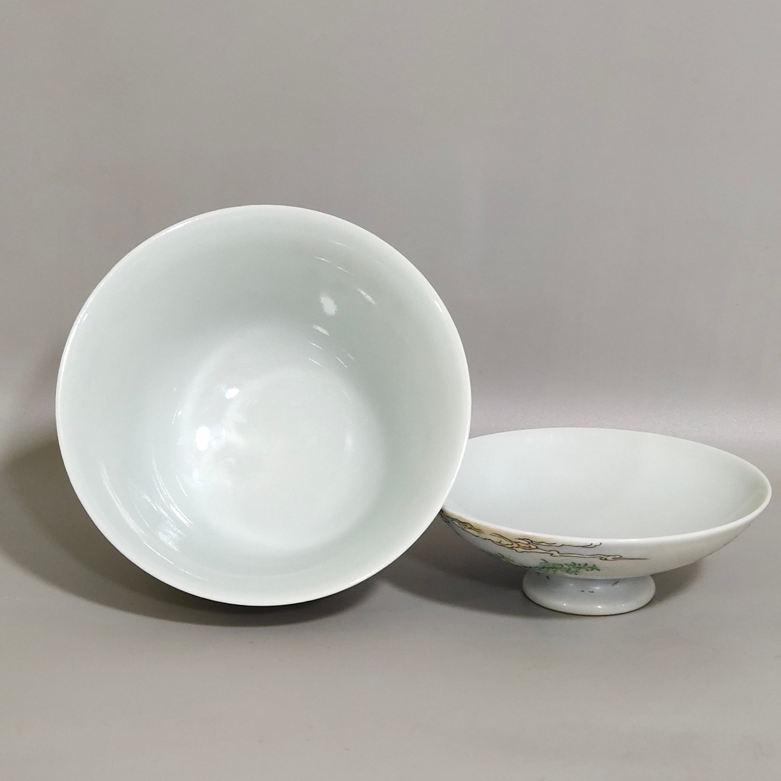 Qing Dynasty Yongzheng Xinglin Chunyan poem cover bowl