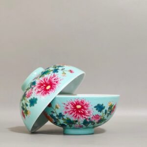 Qing Dynasty Yongzheng turquoise green chrysanthemum poem cup