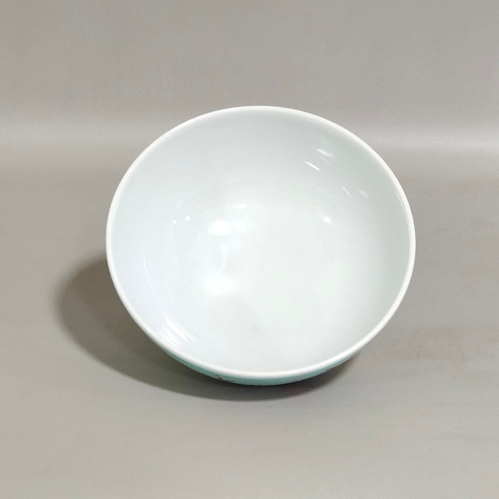 Qing Dynasty Yongzheng turquoise green chrysanthemum poem cup