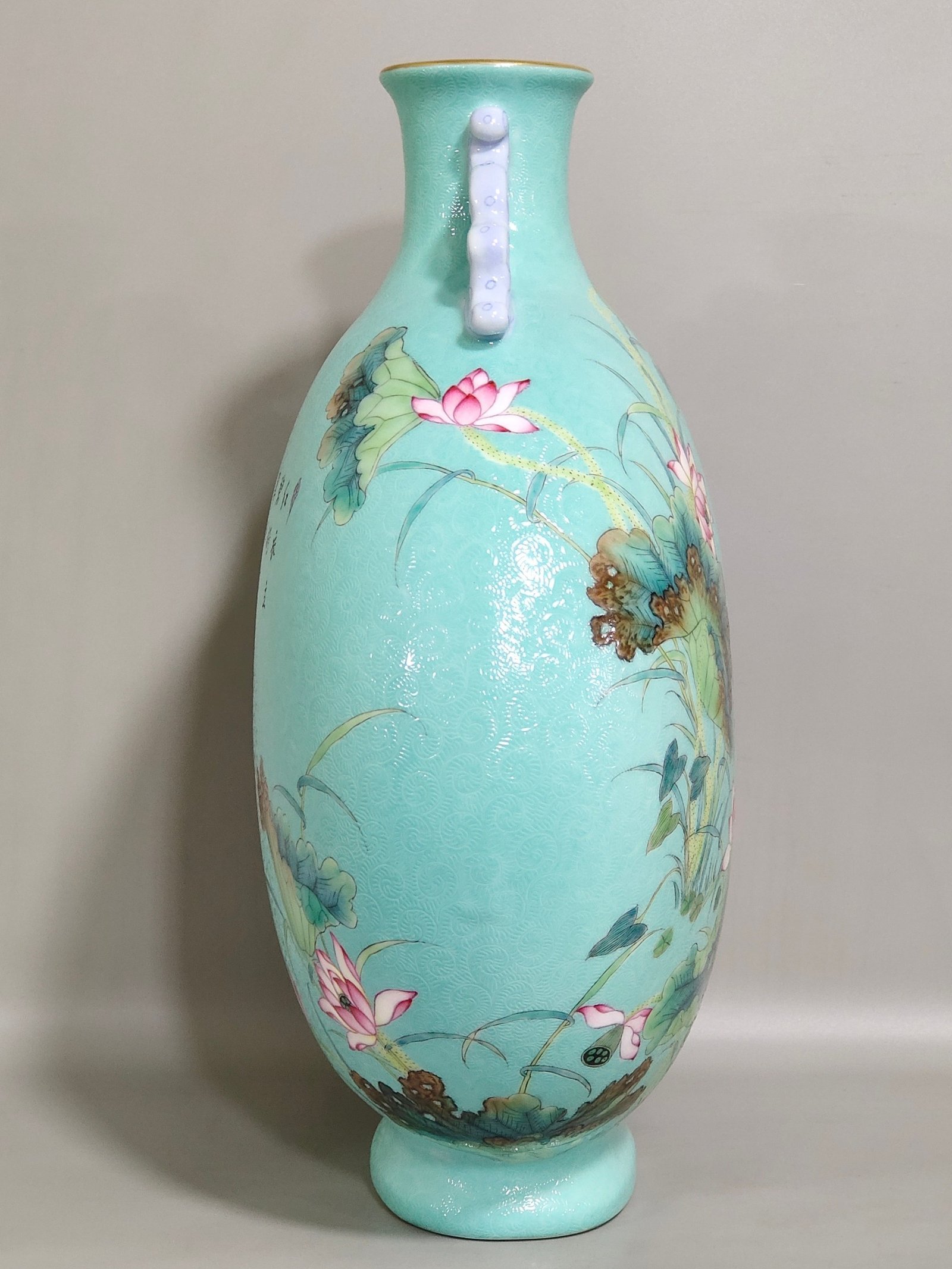 Qing Dynasty Yongzheng turquoise green glaze carved kingfisher and lotus poem vase