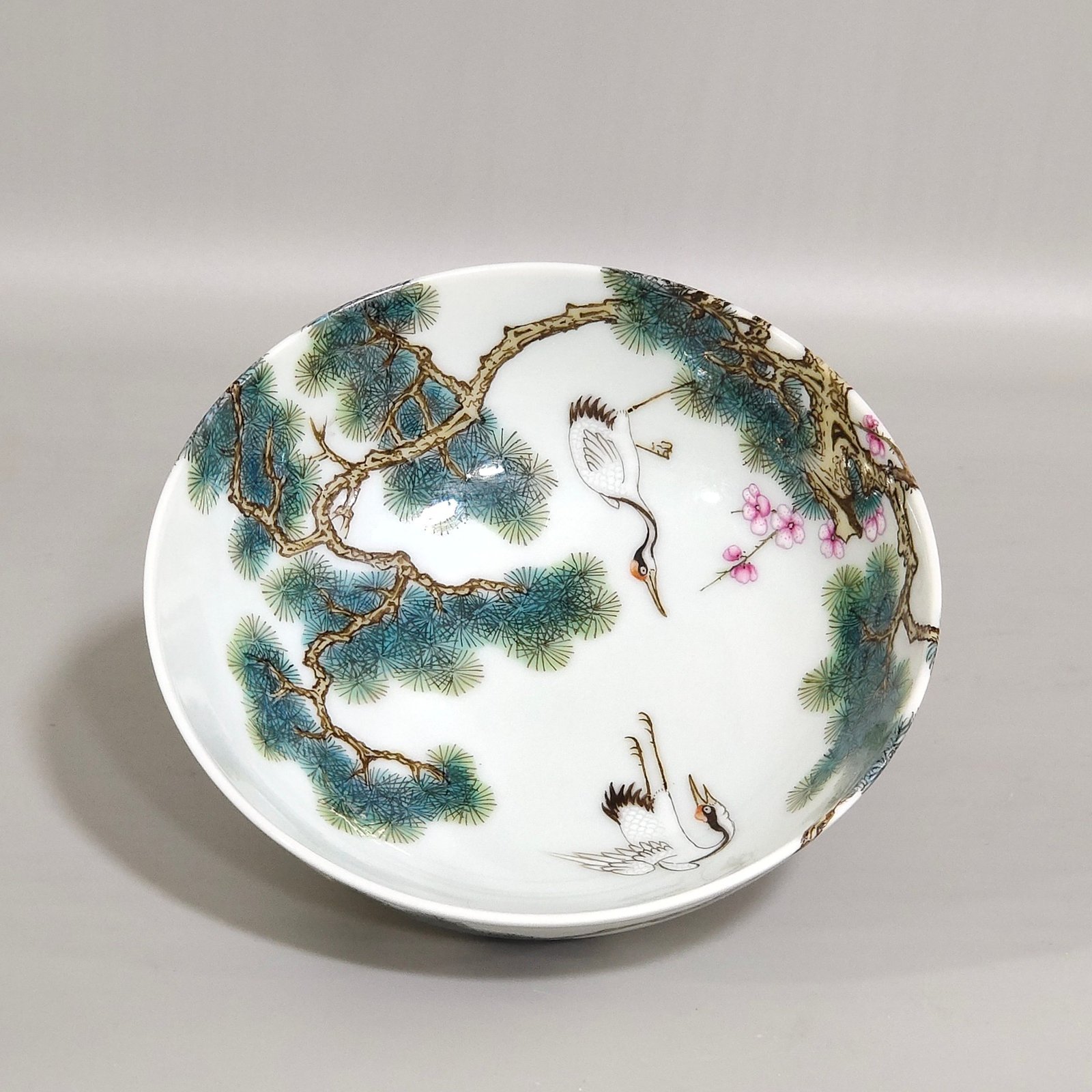Qing Dynasty Yongzheng Songhe Yannian Branch Tea Ball