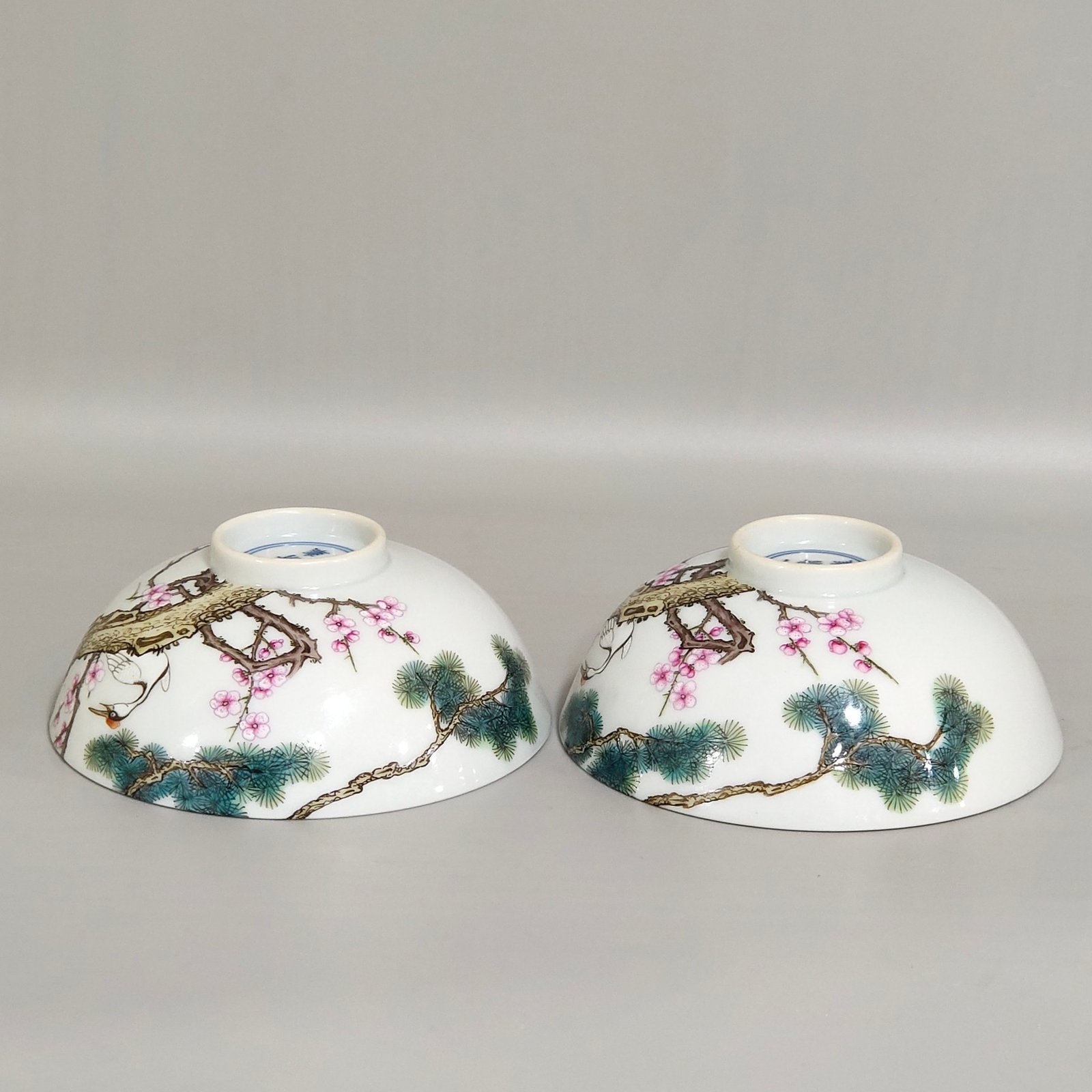 Qing Dynasty Yongzheng Songhe Yannian Branch Tea Ball