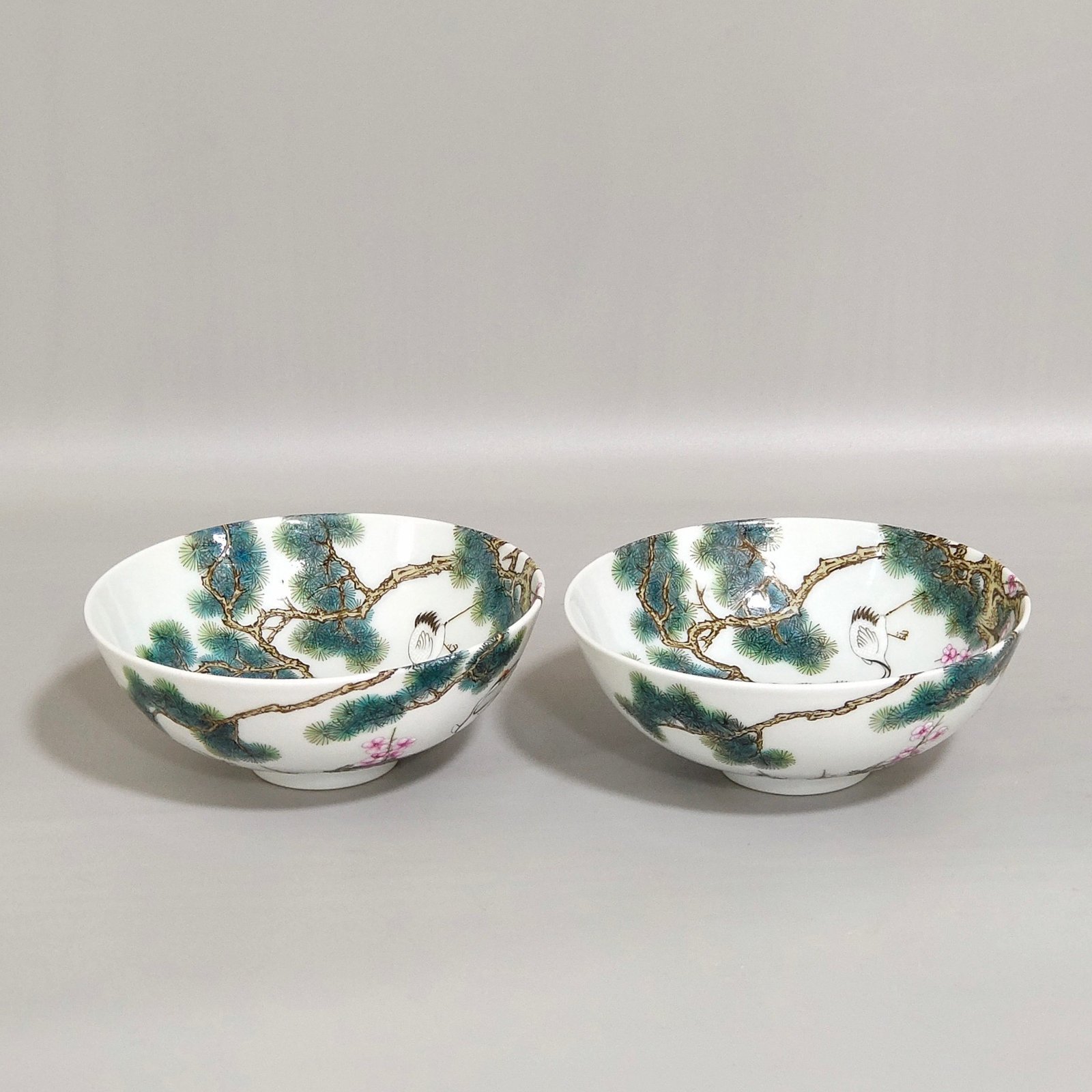 Qing Dynasty Yongzheng Songhe Yannian Branch Tea Ball