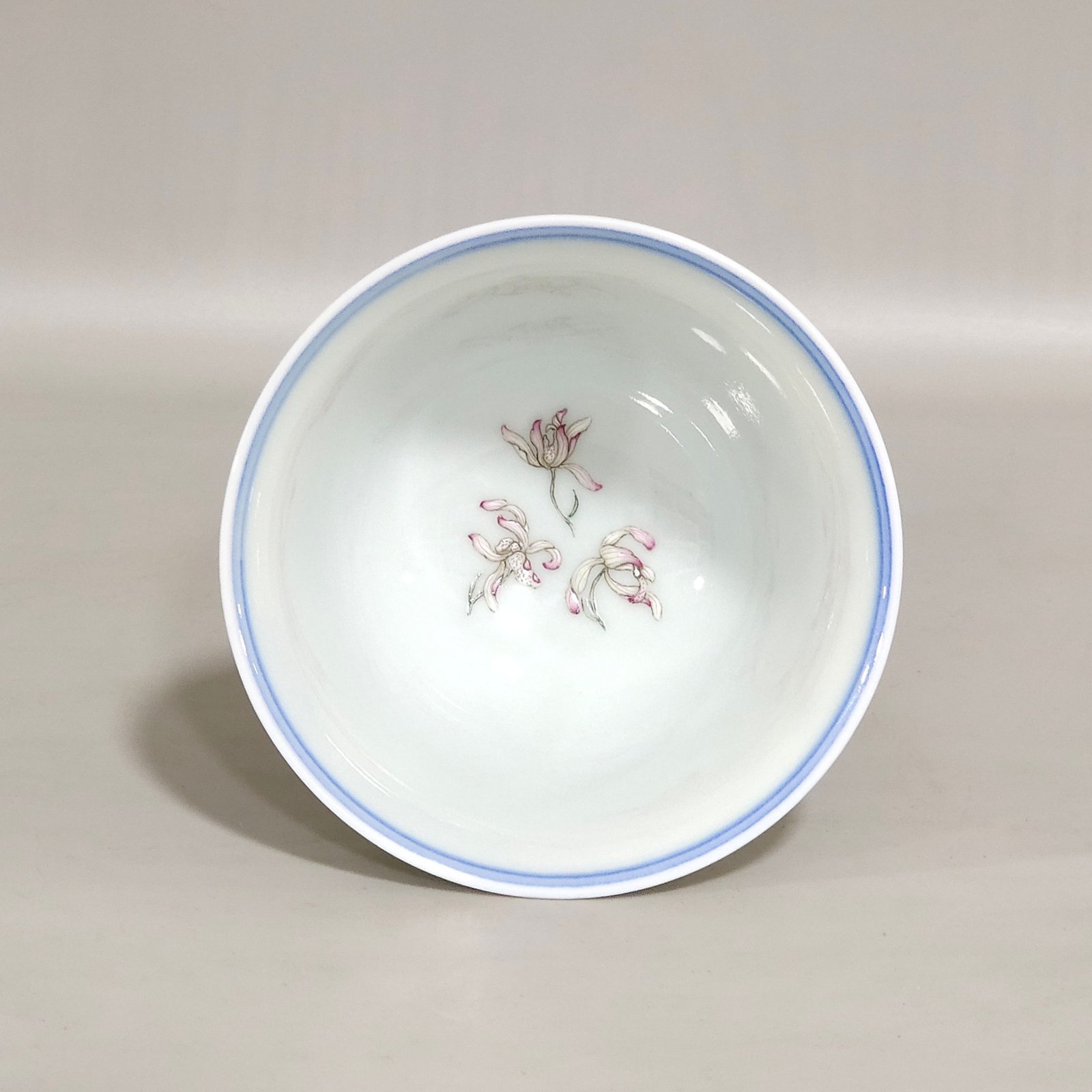 Qing Dynasty Yongzheng Songhe Yearlong Goblet