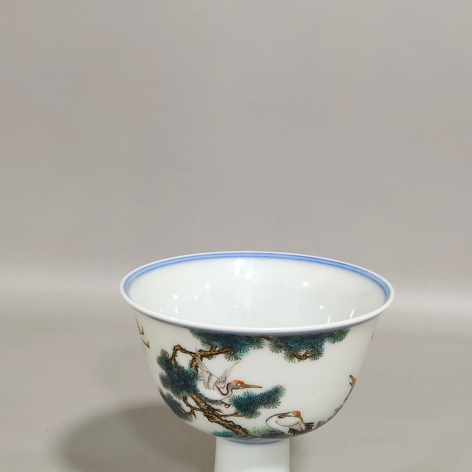 Qing Dynasty Yongzheng Songhe Yearlong Goblet