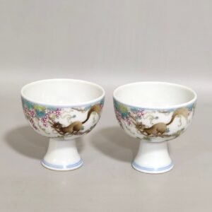 Qing Dynasty Yongzheng squirrel grape goblet