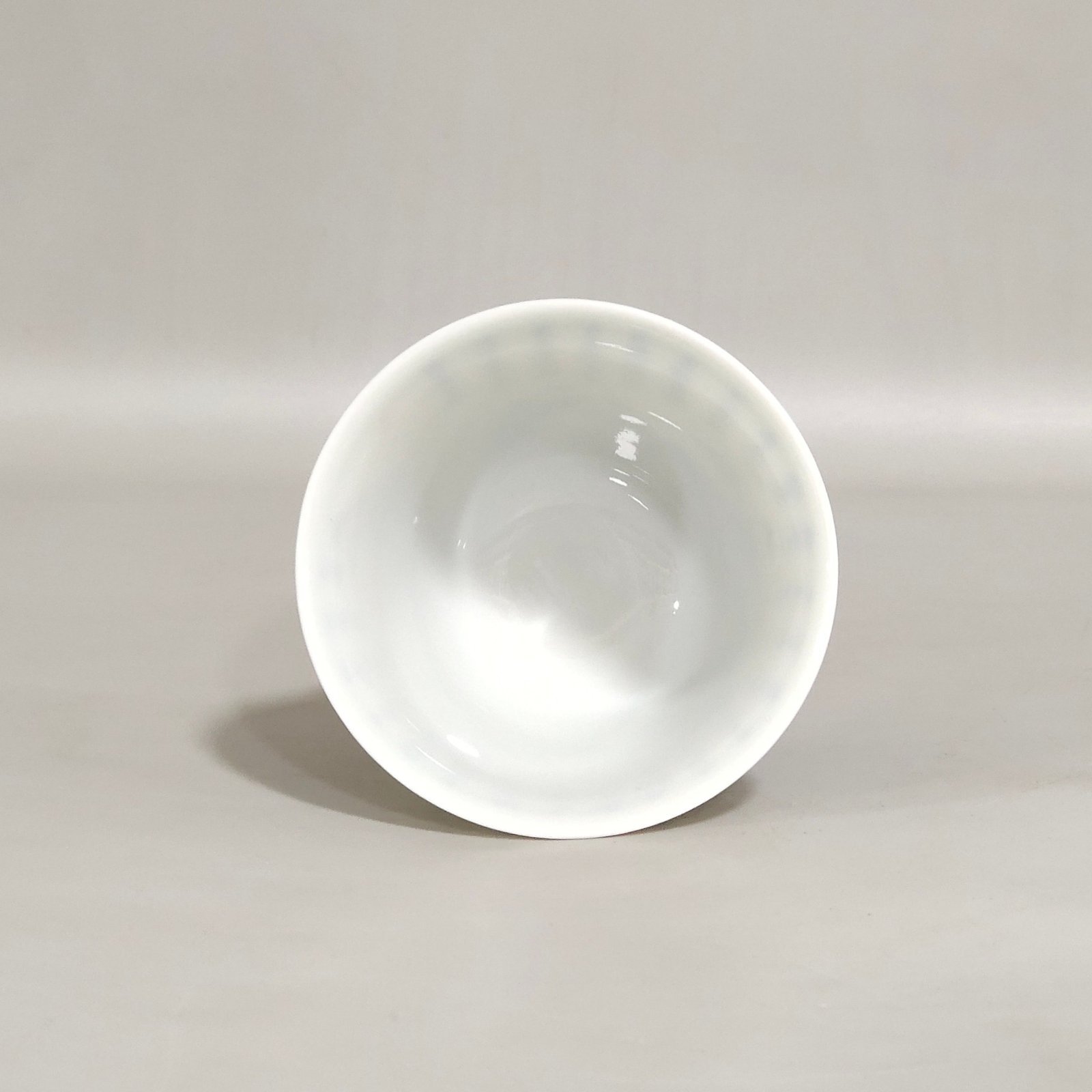 Qing Dynasty Yongzheng Taolin Night Banquet Picture and Poetry Cup