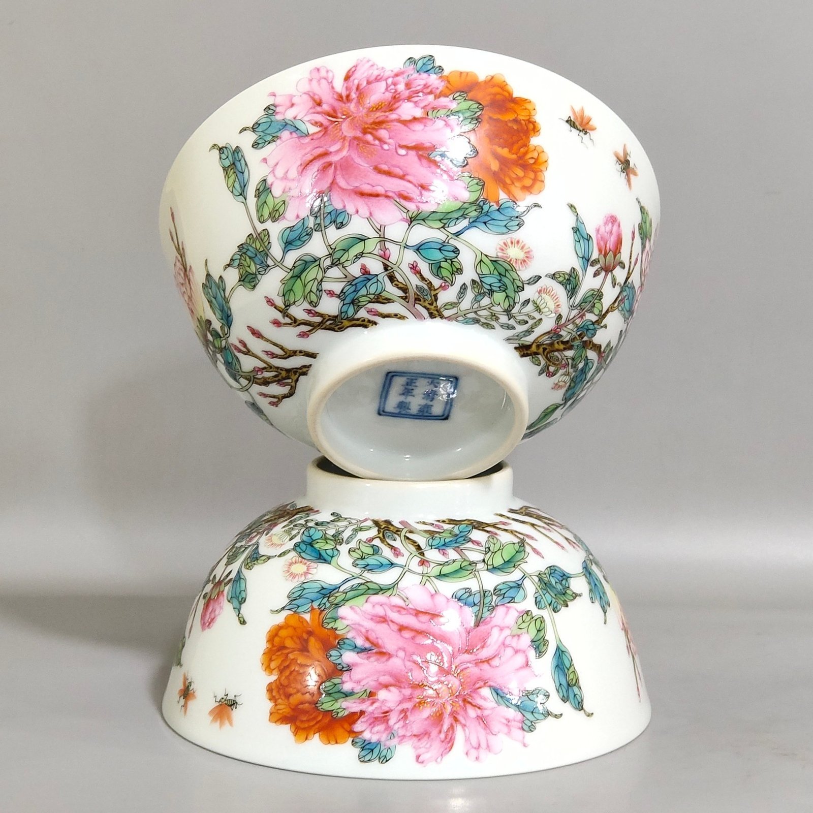 Qing Dynasty Yongzheng Famille Rose peony bowl