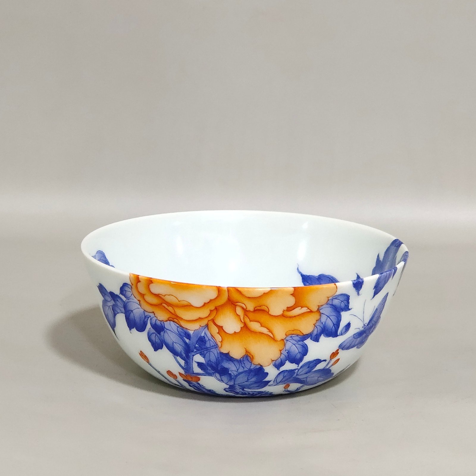 Qing Dynasty Yongzheng Peony Flower Wall Cup