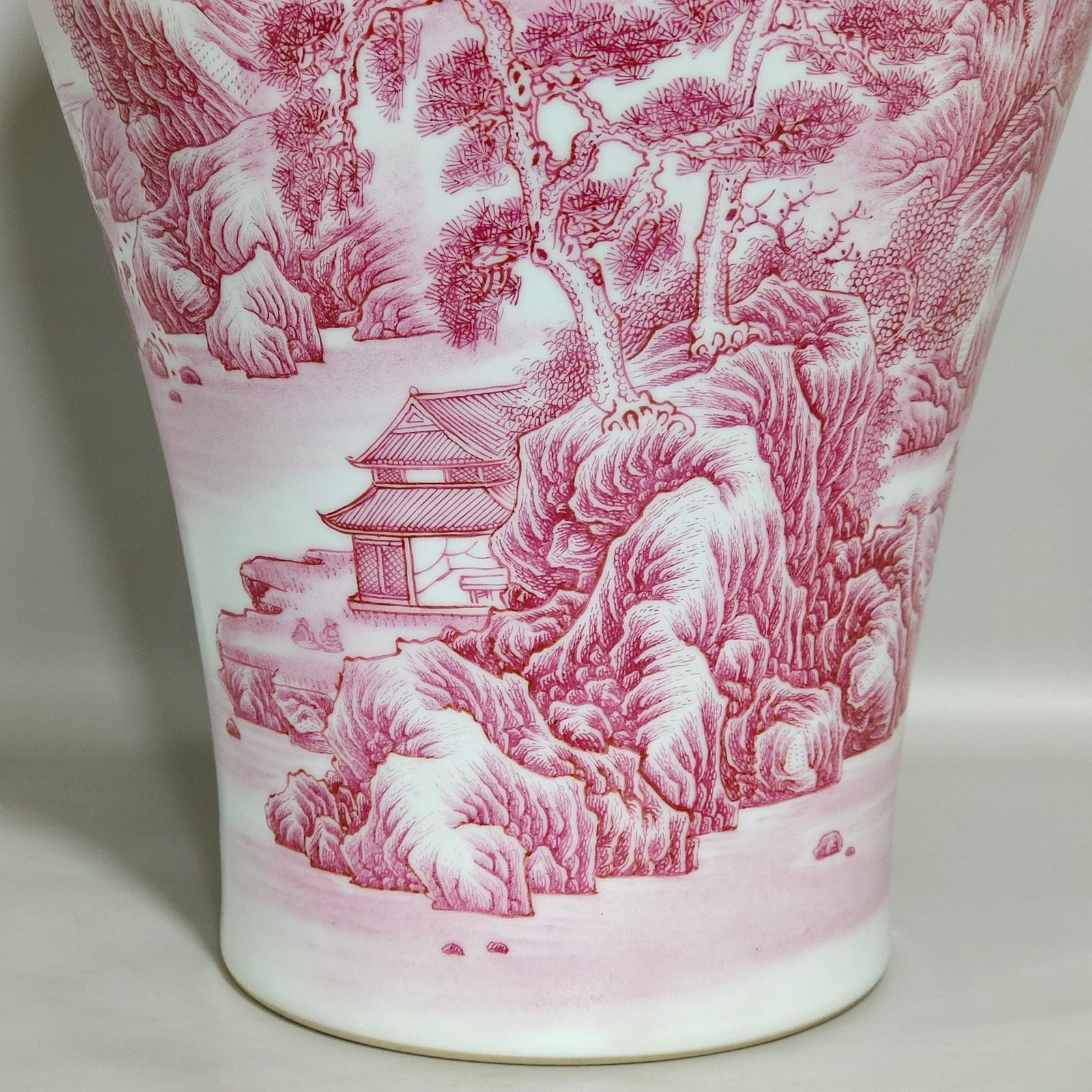 Qing Dynasty Yongzheng agate red landscape poetry plum vase