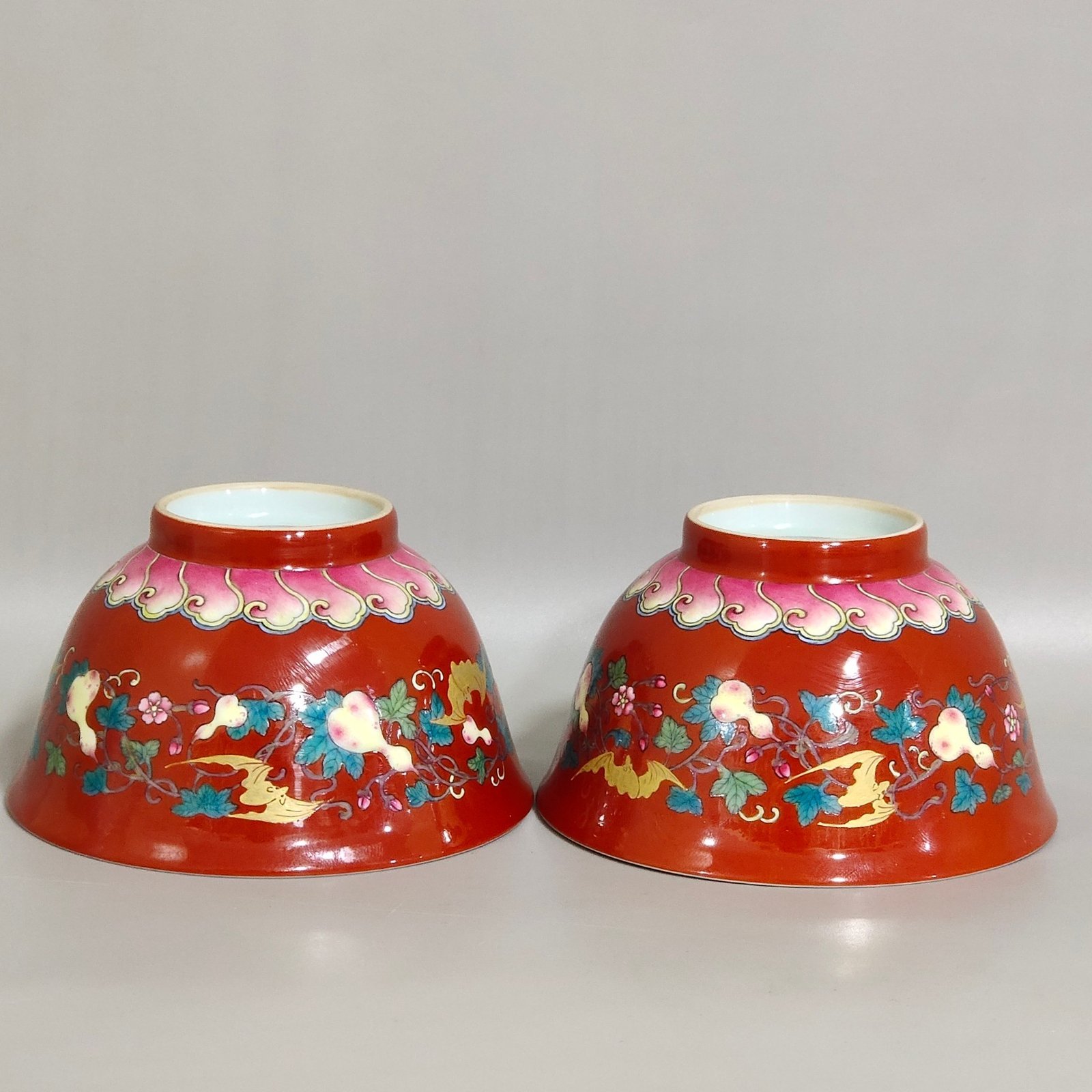 Qing Dynasty Yongzheng Coral Red Duozi Duofu Cup
