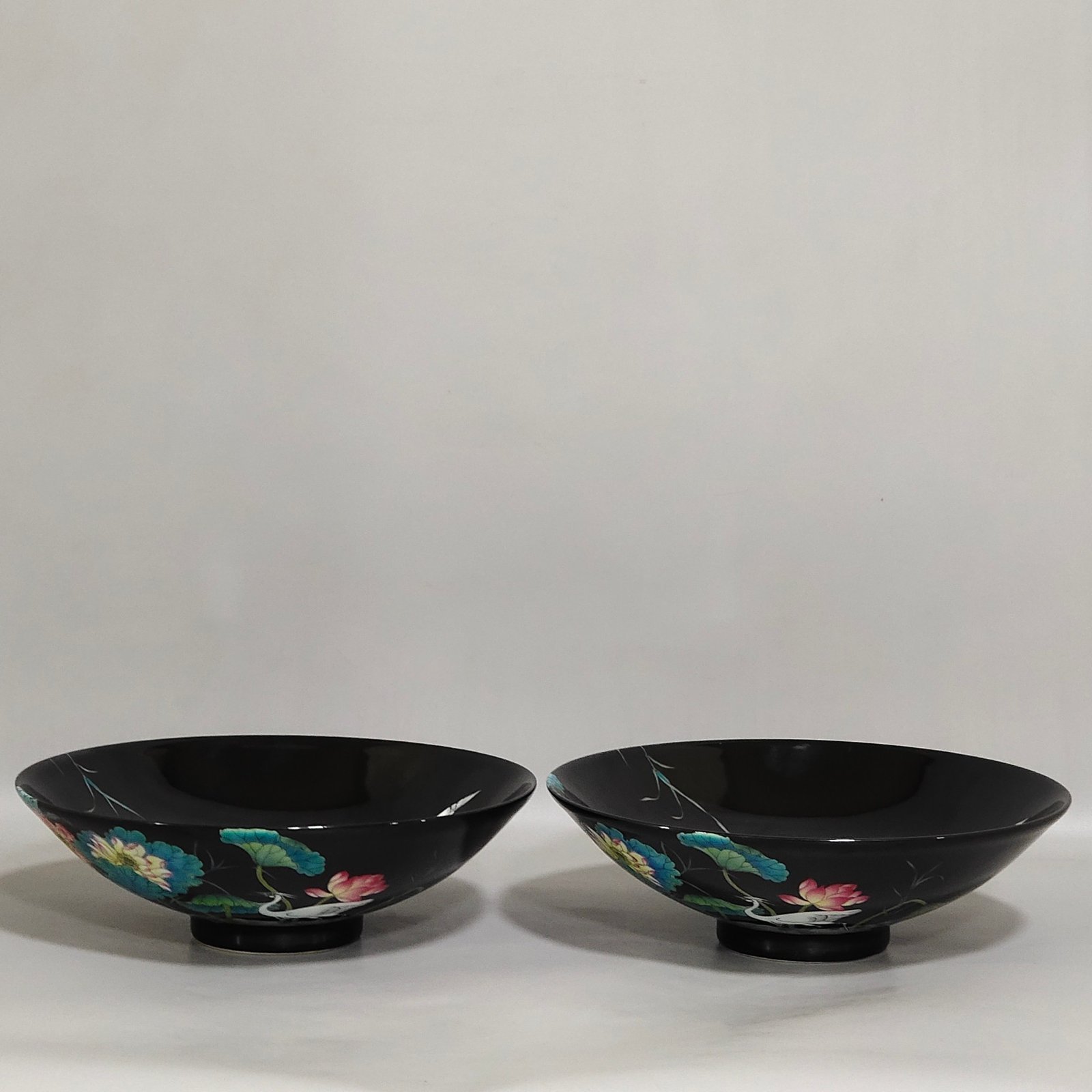 Qing Dynasty Yongzheng enamel black gold glaze all the way up the wall bamboo hat bowl