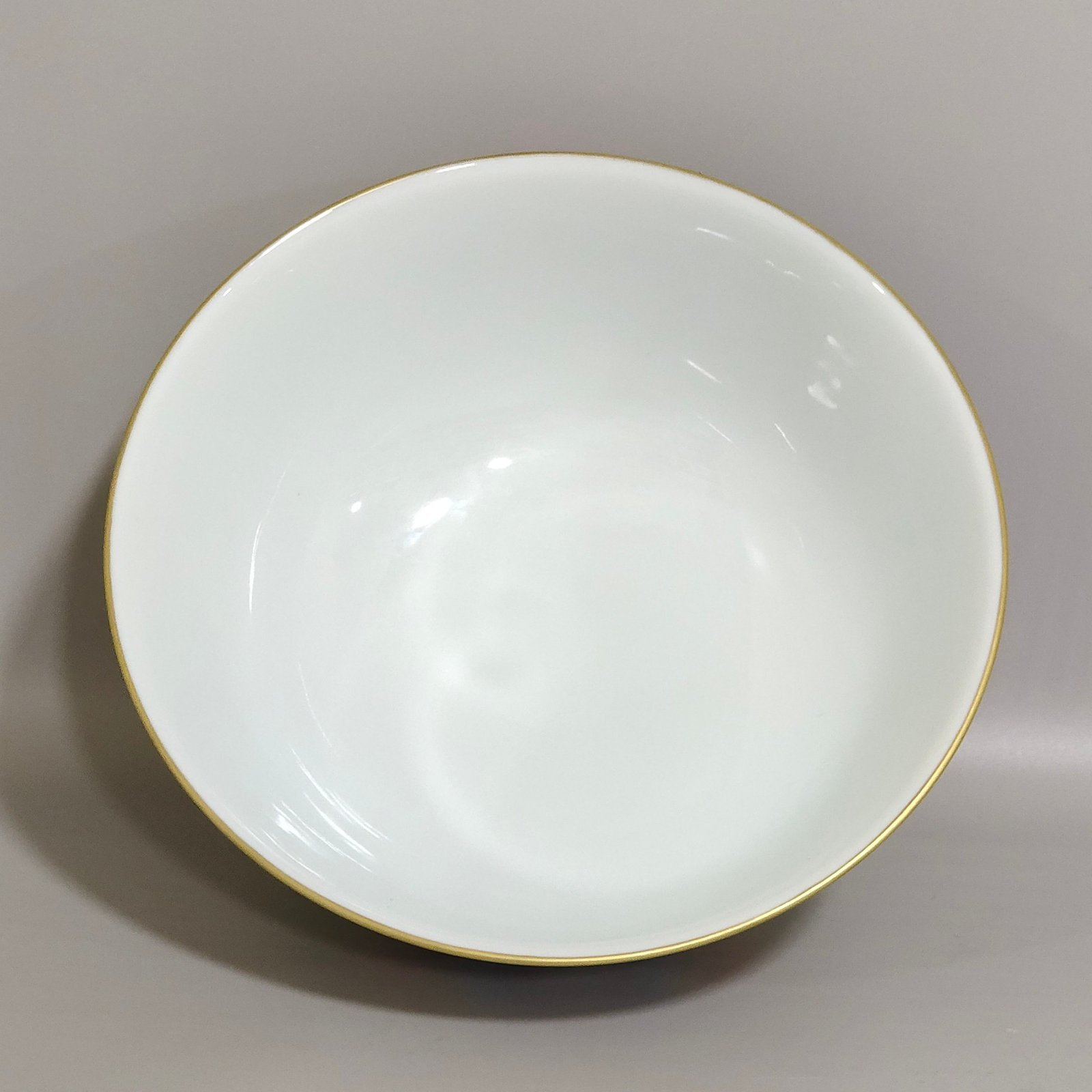 Qing Dynasty Yongzheng enamel colored fern and golden flower bowl