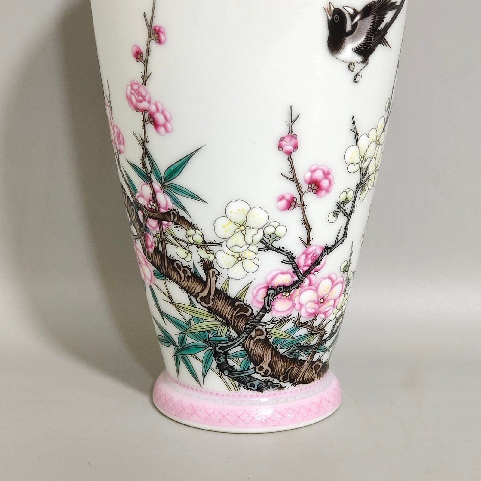 Qing Dynasty Yongzheng enamel color plum vase with a poem