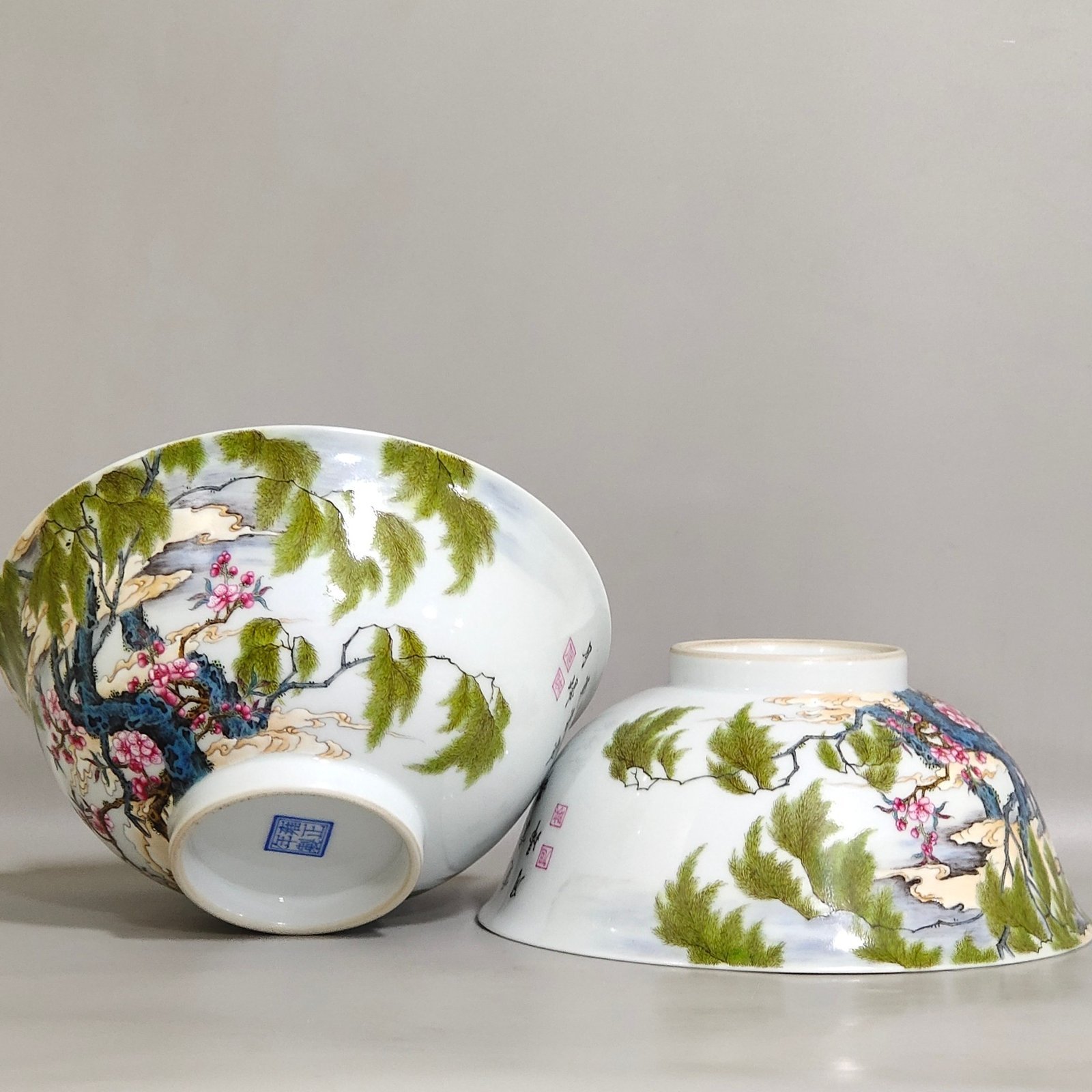 Qing Dynasty Yongzheng enamel Xinglin Chunyan poetry bowl