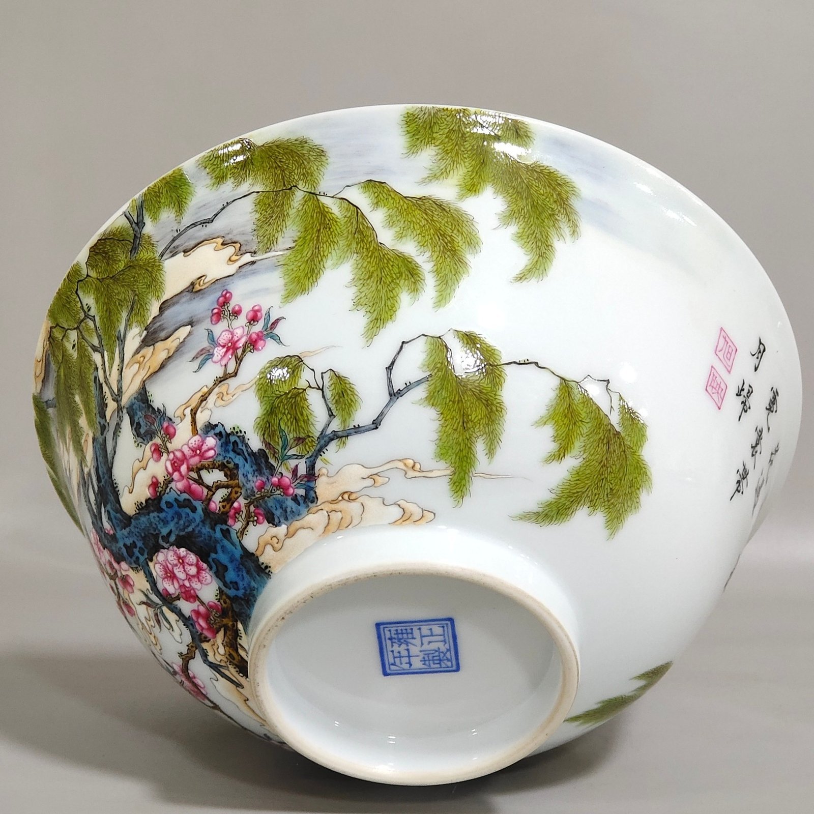 Qing Dynasty Yongzheng enamel Xinglin Chunyan poetry bowl