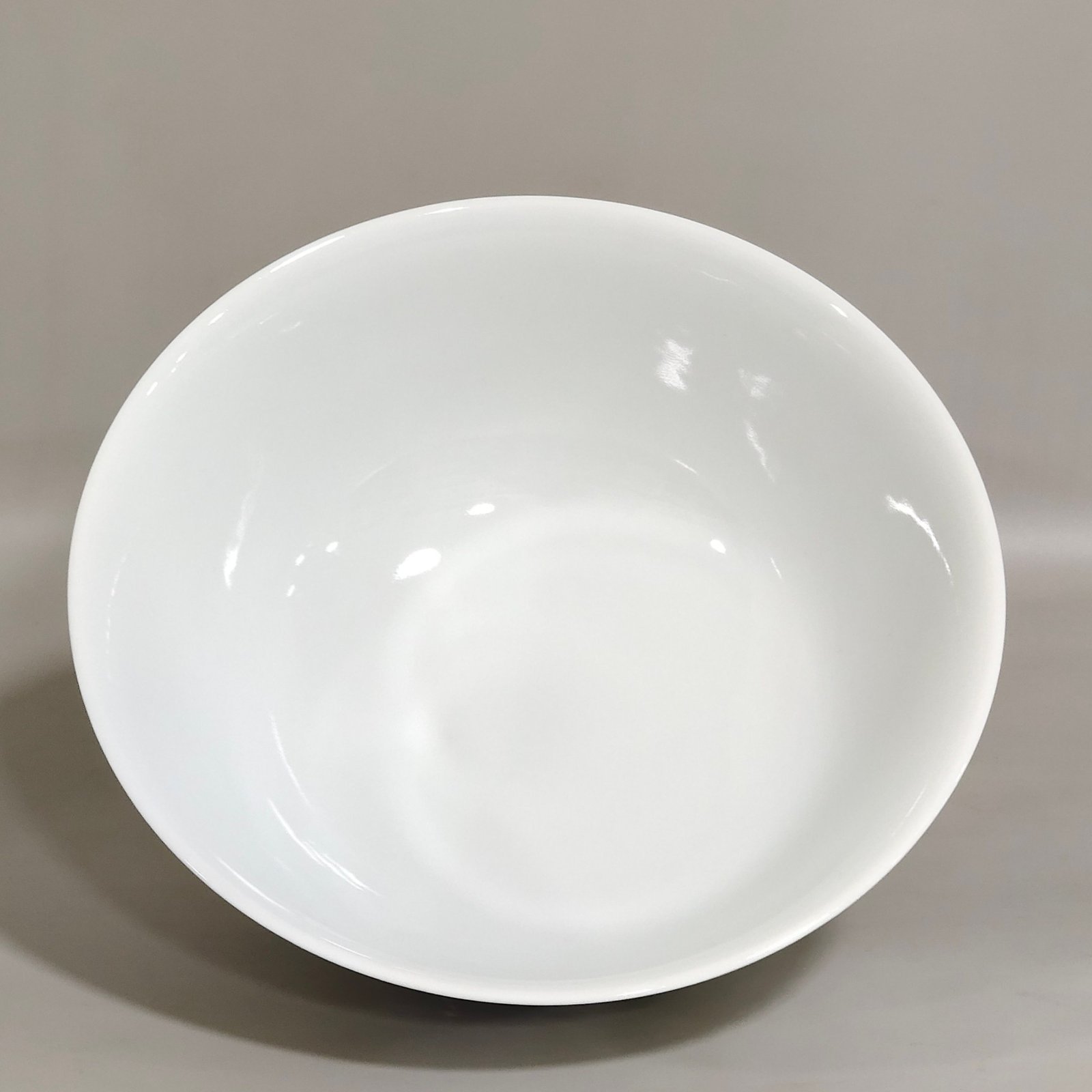 Qing Dynasty Yongzheng enamel Xinglin Chunyan poetry bowl