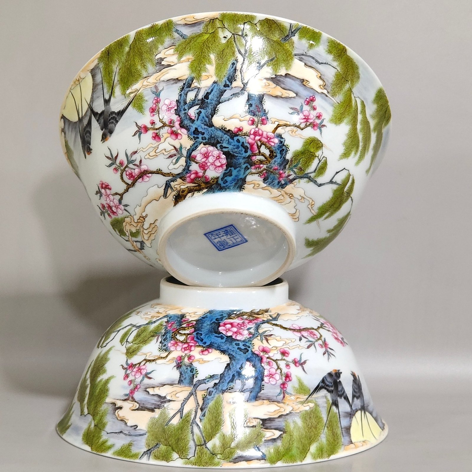 Qing Dynasty Yongzheng enamel Xinglin Chunyan poetry bowl