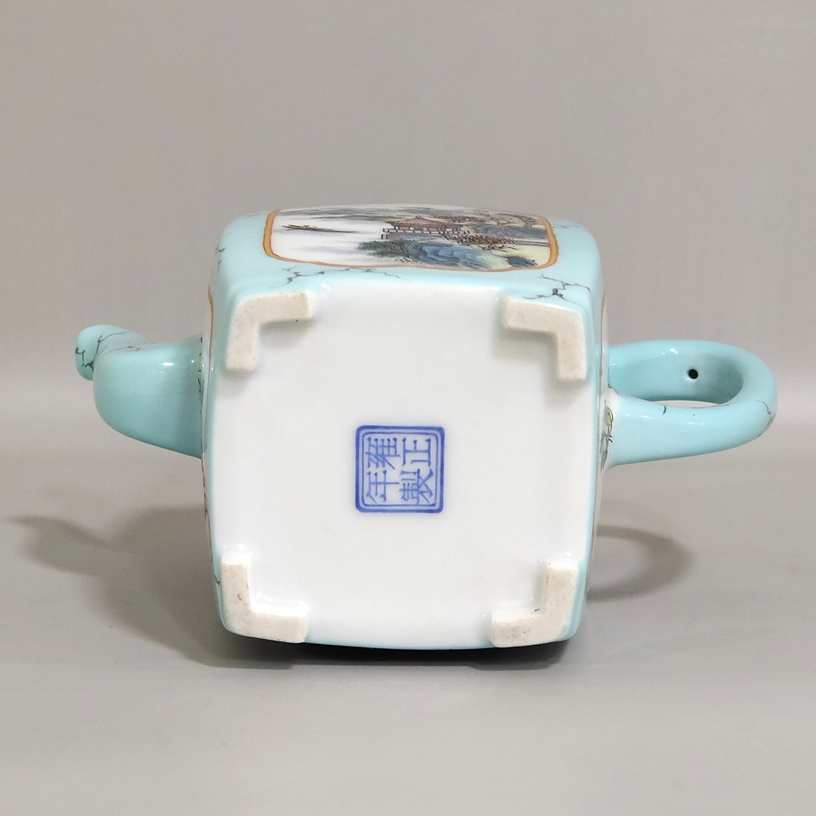 Qing Dynasty Yongzheng enamel turquoise green window landscape teapot