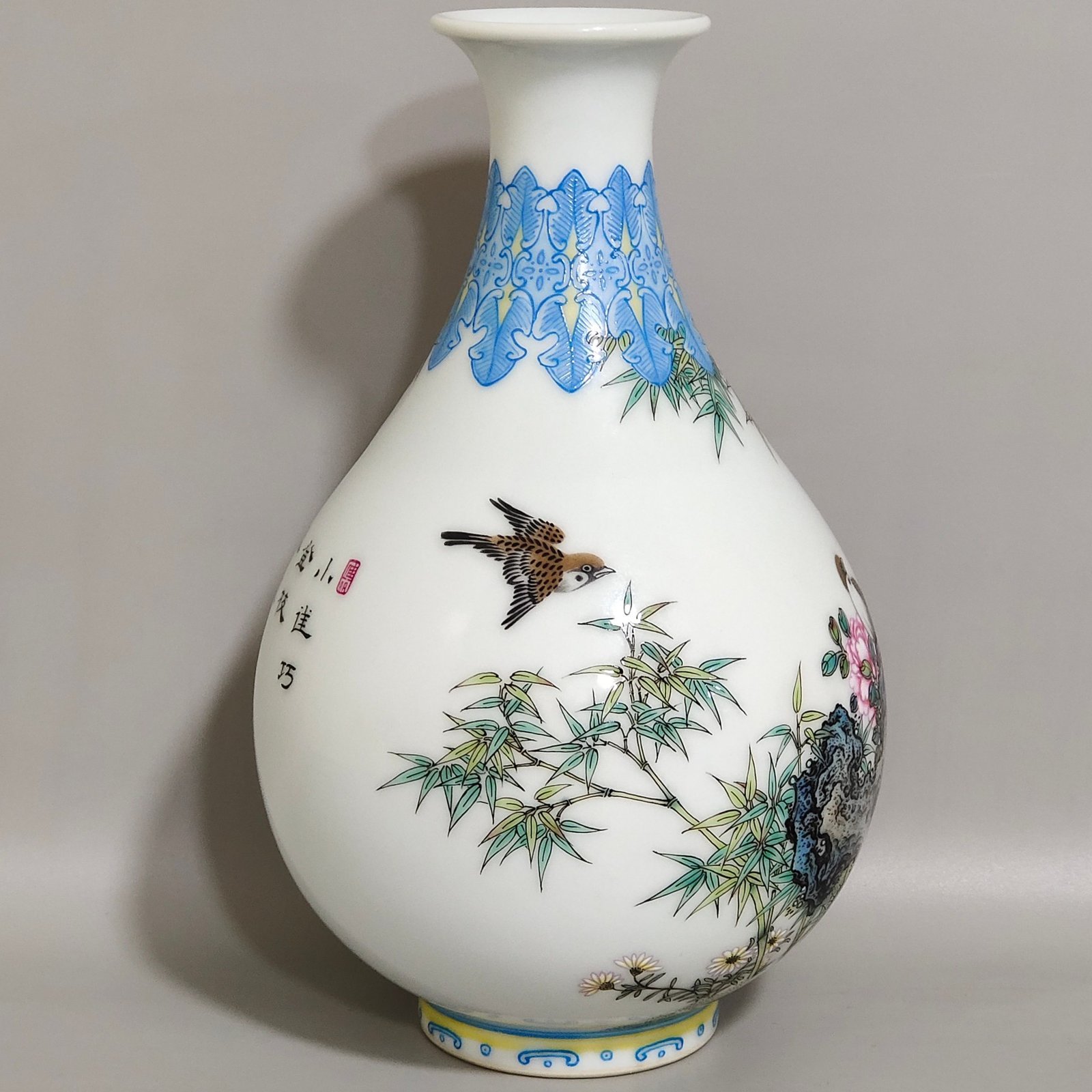 Qing Dynasty Yongzheng enamel bamboo forest sparrow poem jade pot spring vase
