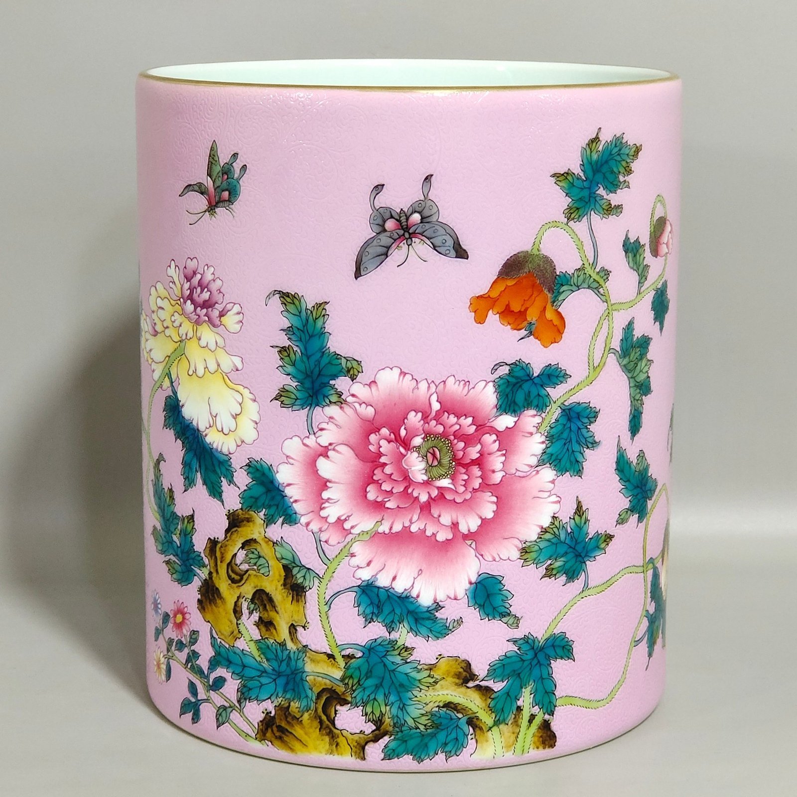 Qing Dynasty Yongzheng enamel rouge pink flower poppy poem pen holder