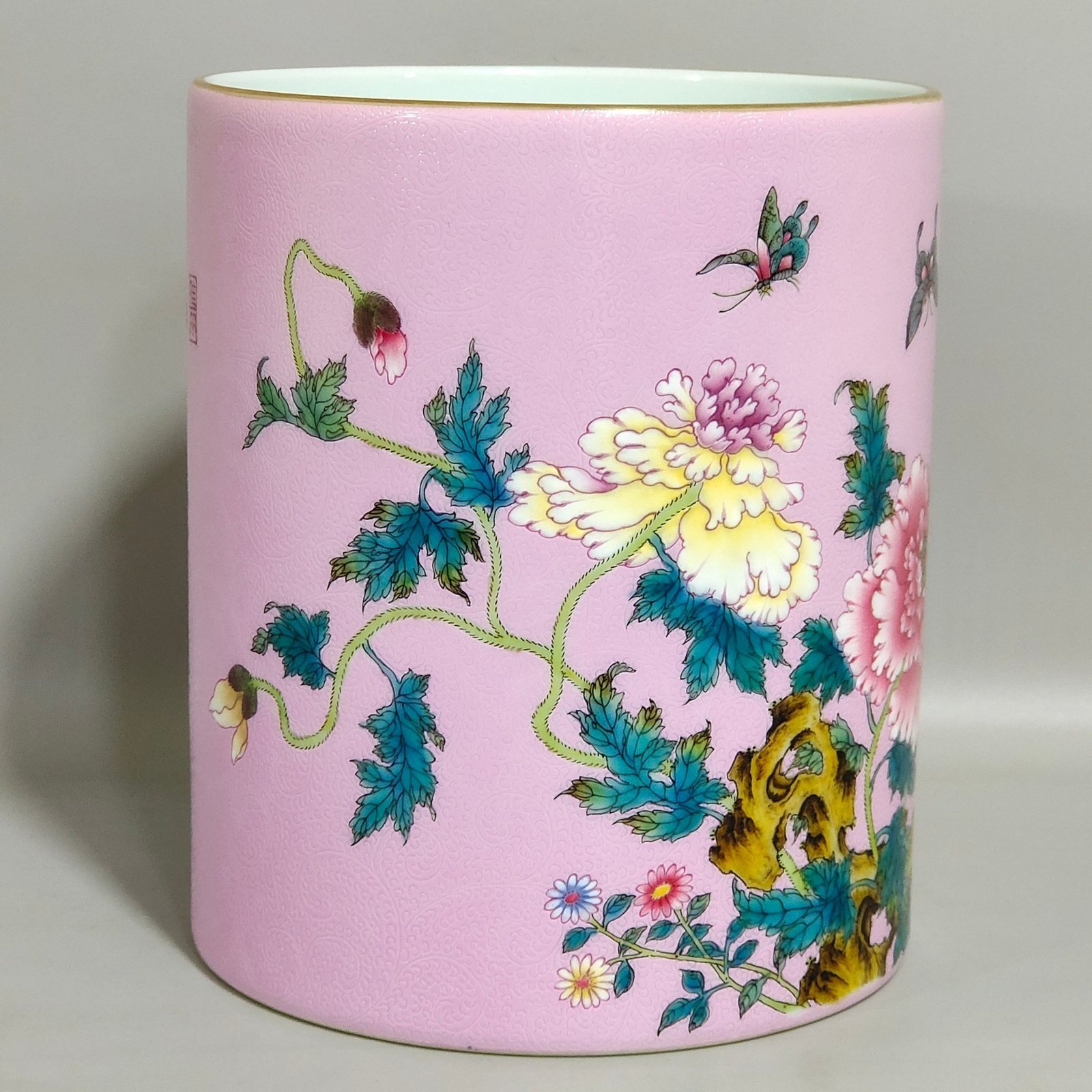 Qing Dynasty Yongzheng enamel rouge pink flower poppy poem pen holder