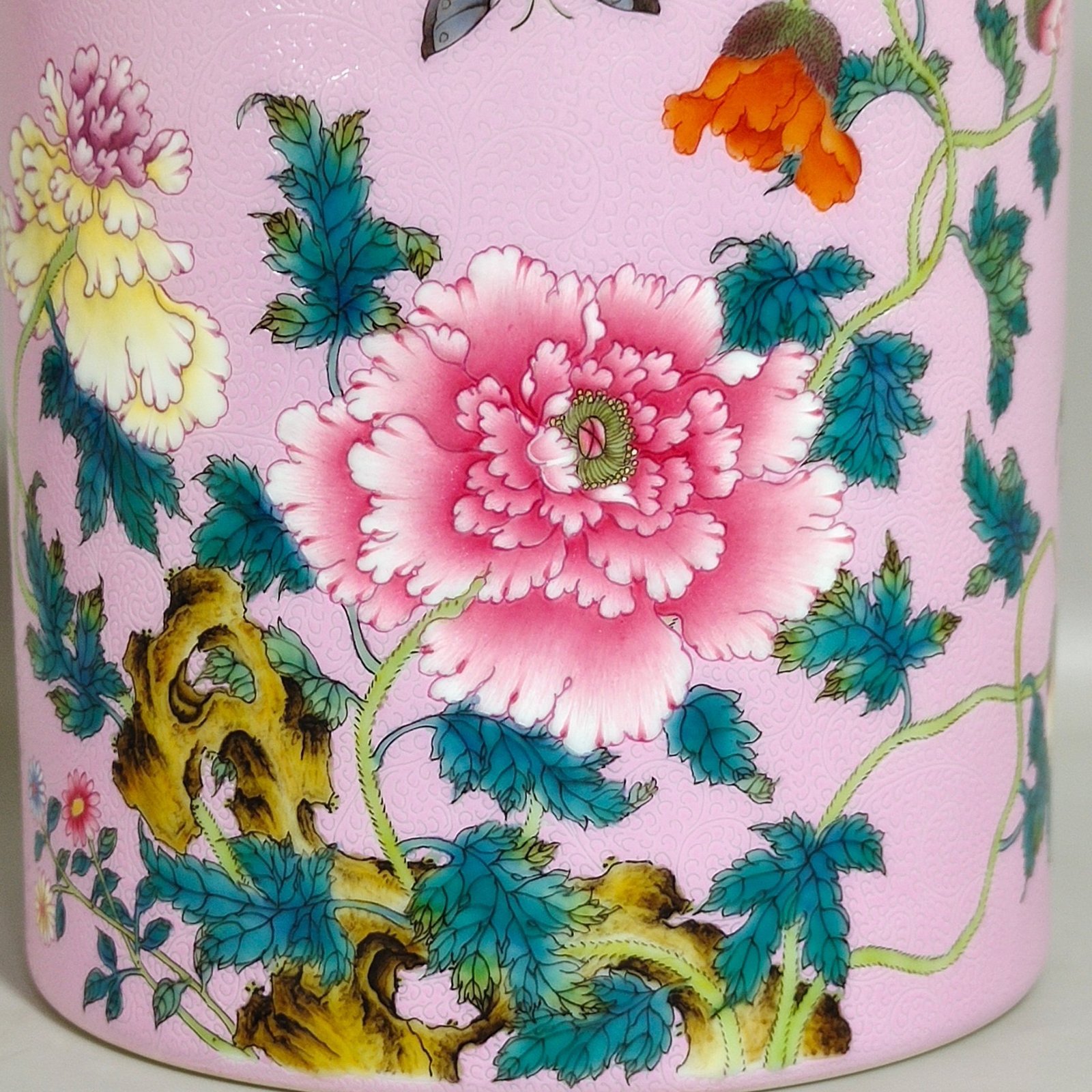 Qing Dynasty Yongzheng enamel rouge pink flower poppy poem pen holder