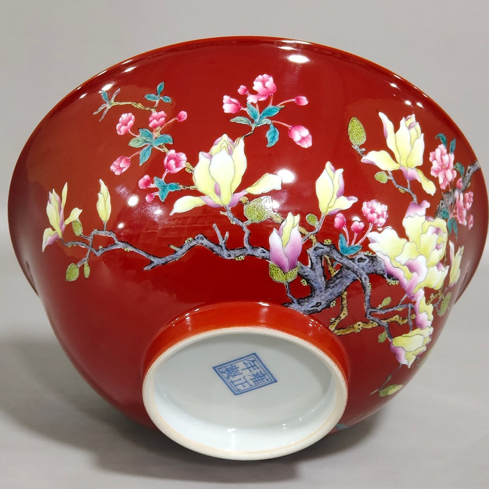 Qing Dynasty Yongzheng enamel chili red magnolia flower poem bowl