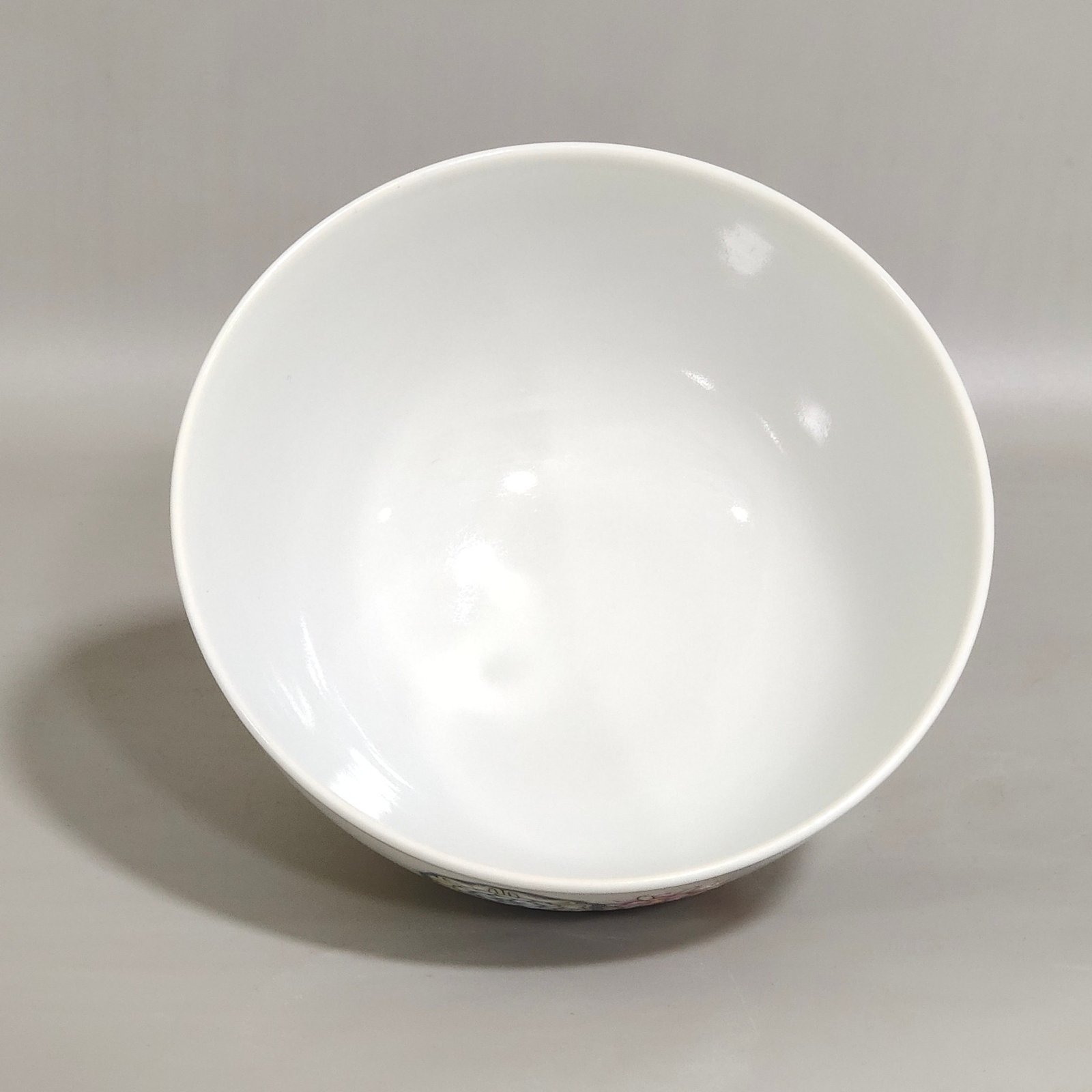 Qing Dynasty Yongzheng leather flower bowl